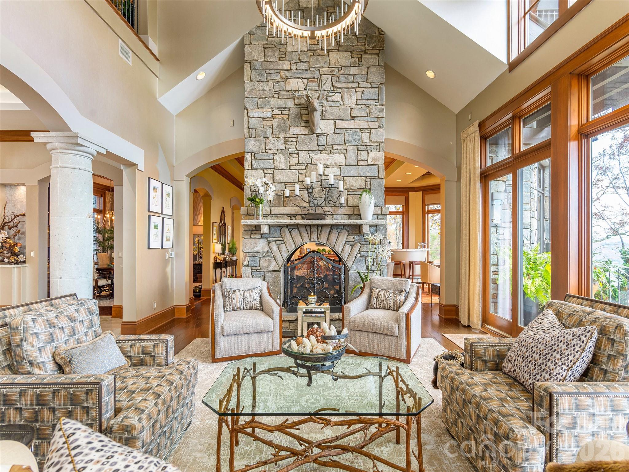 633 Altamont View — Asheville