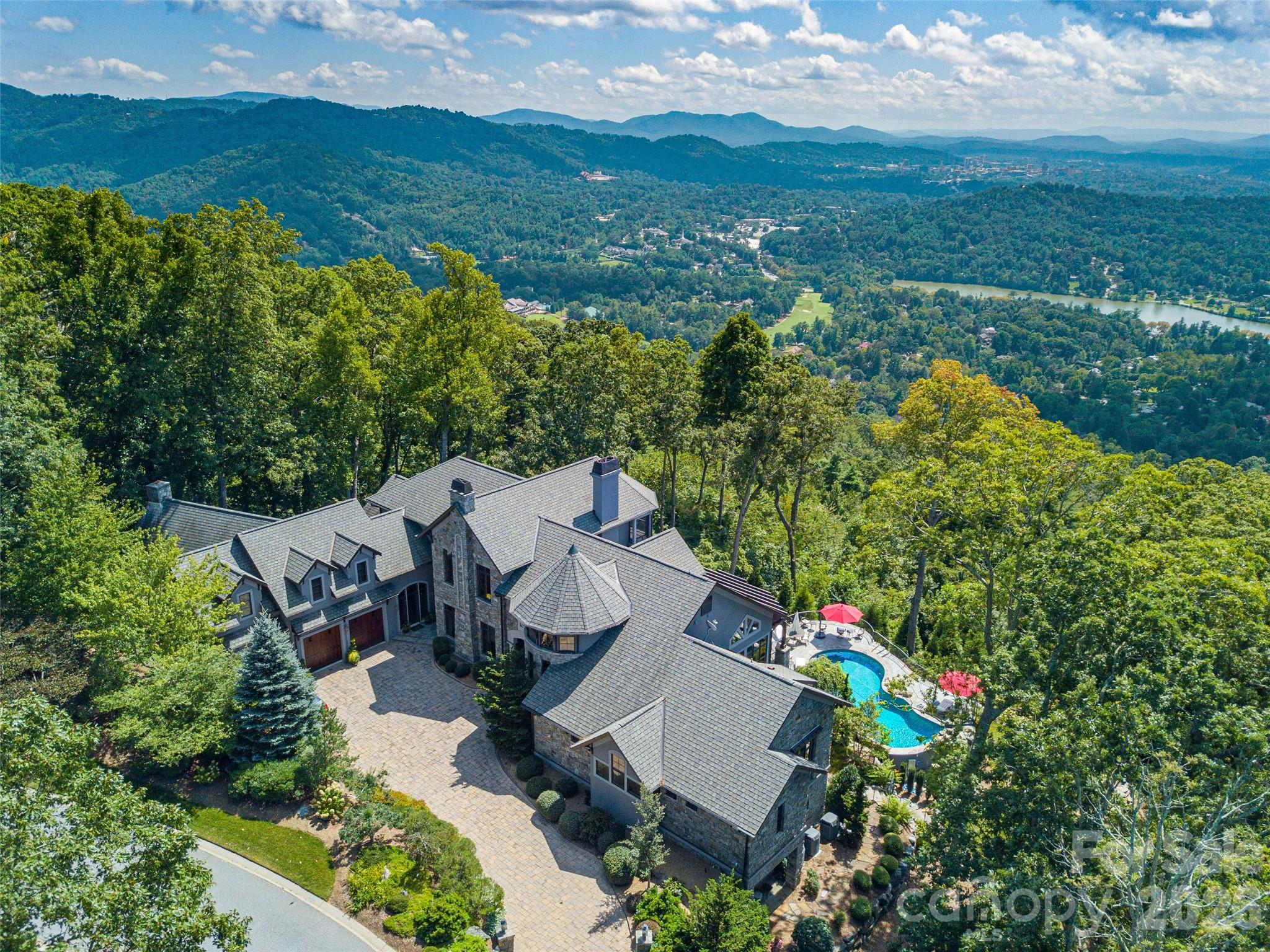633 Altamont View — Asheville