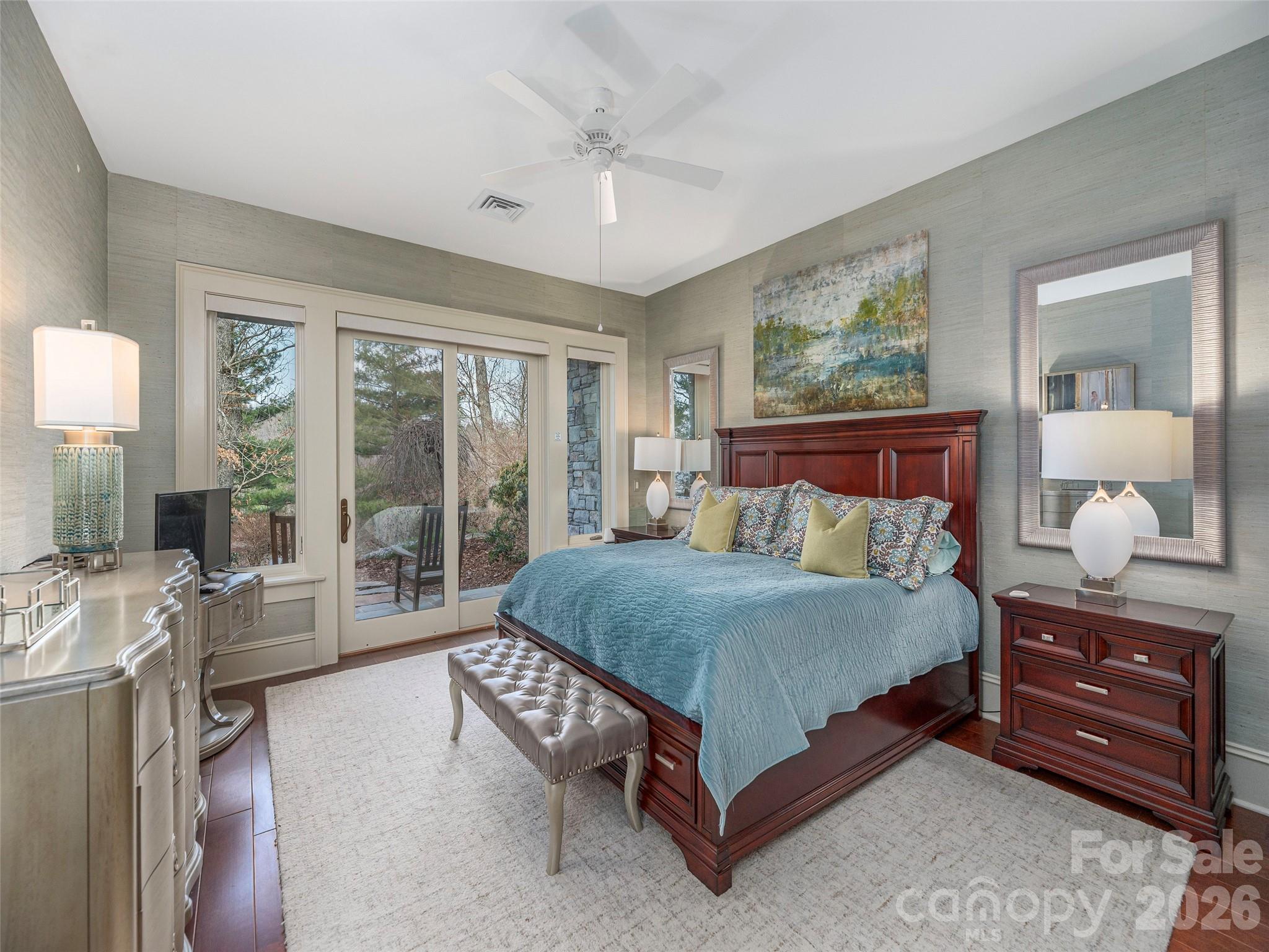 633 Altamont View — Asheville