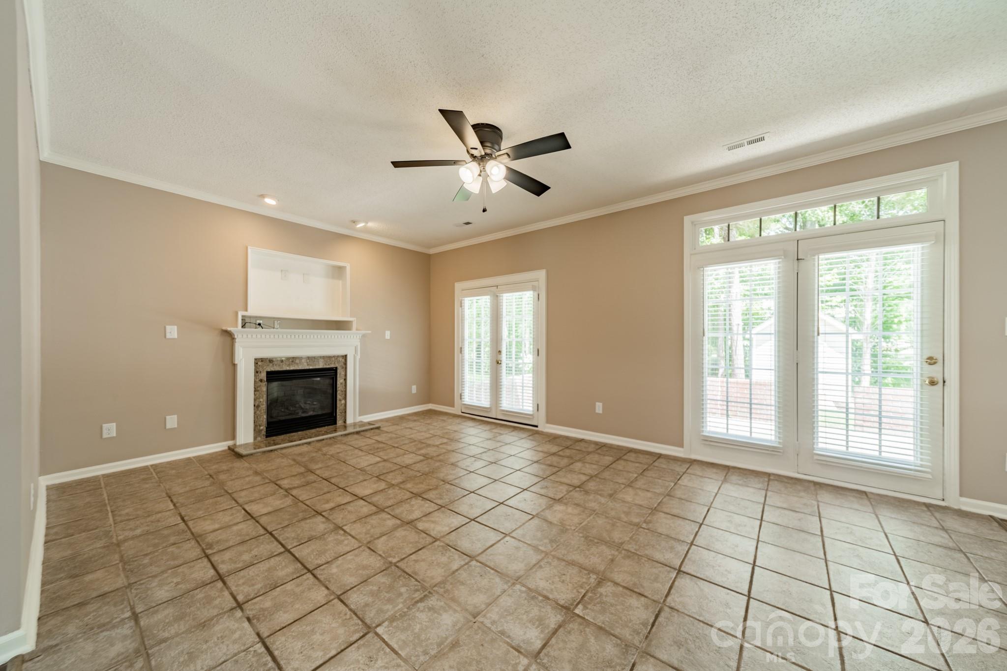 1401 Kent Court — Monroe