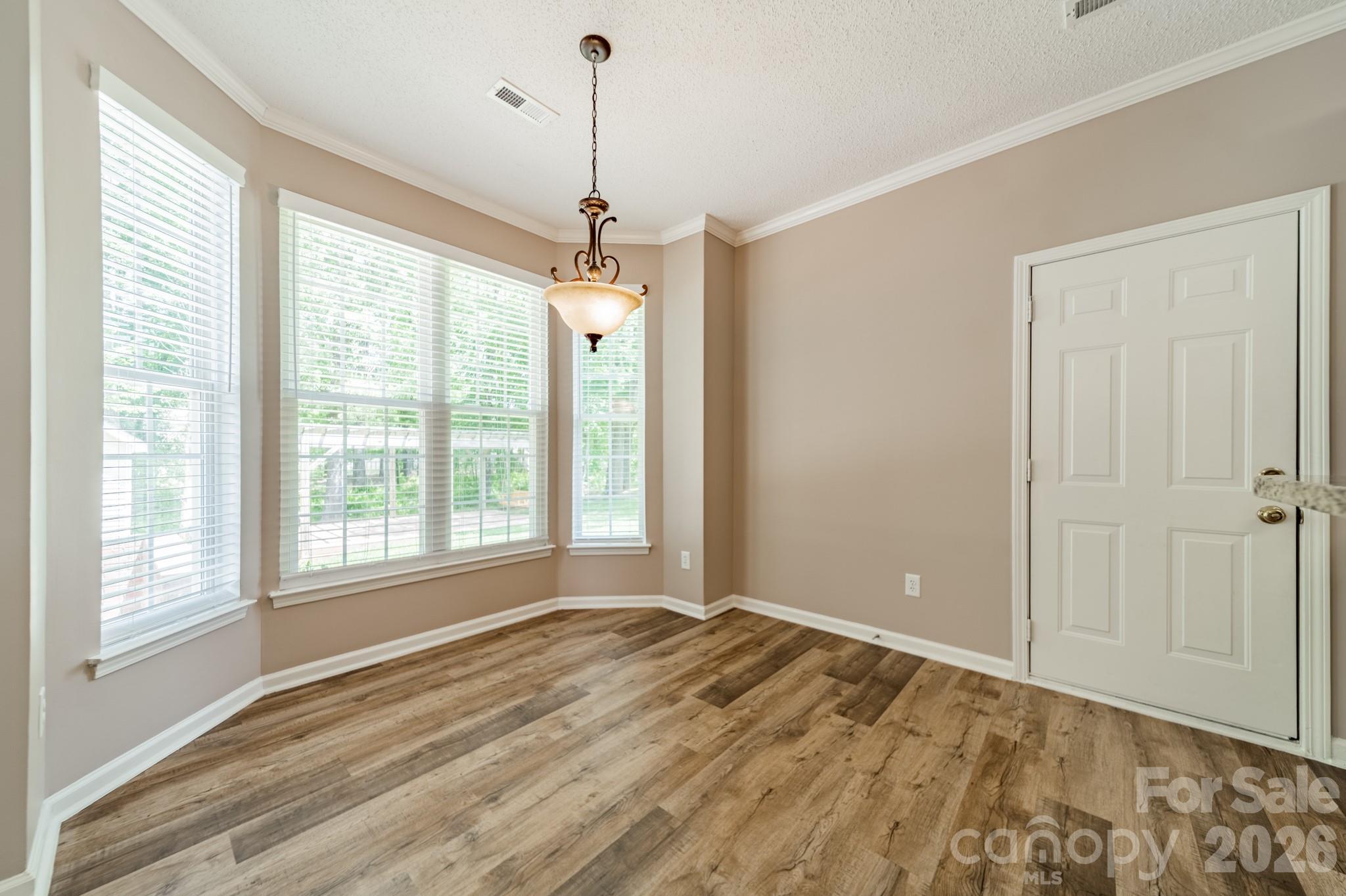 1401 Kent Court — Monroe