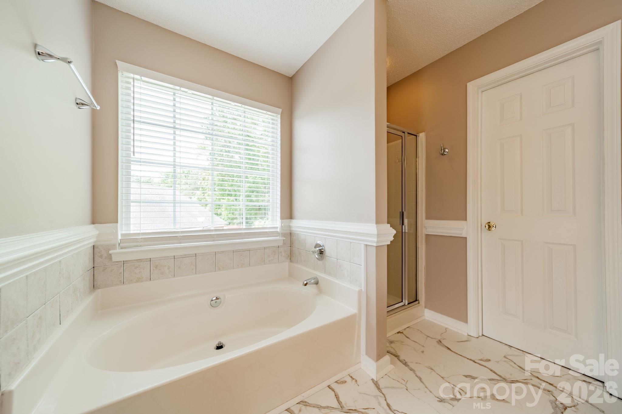 1401 Kent Court — Monroe