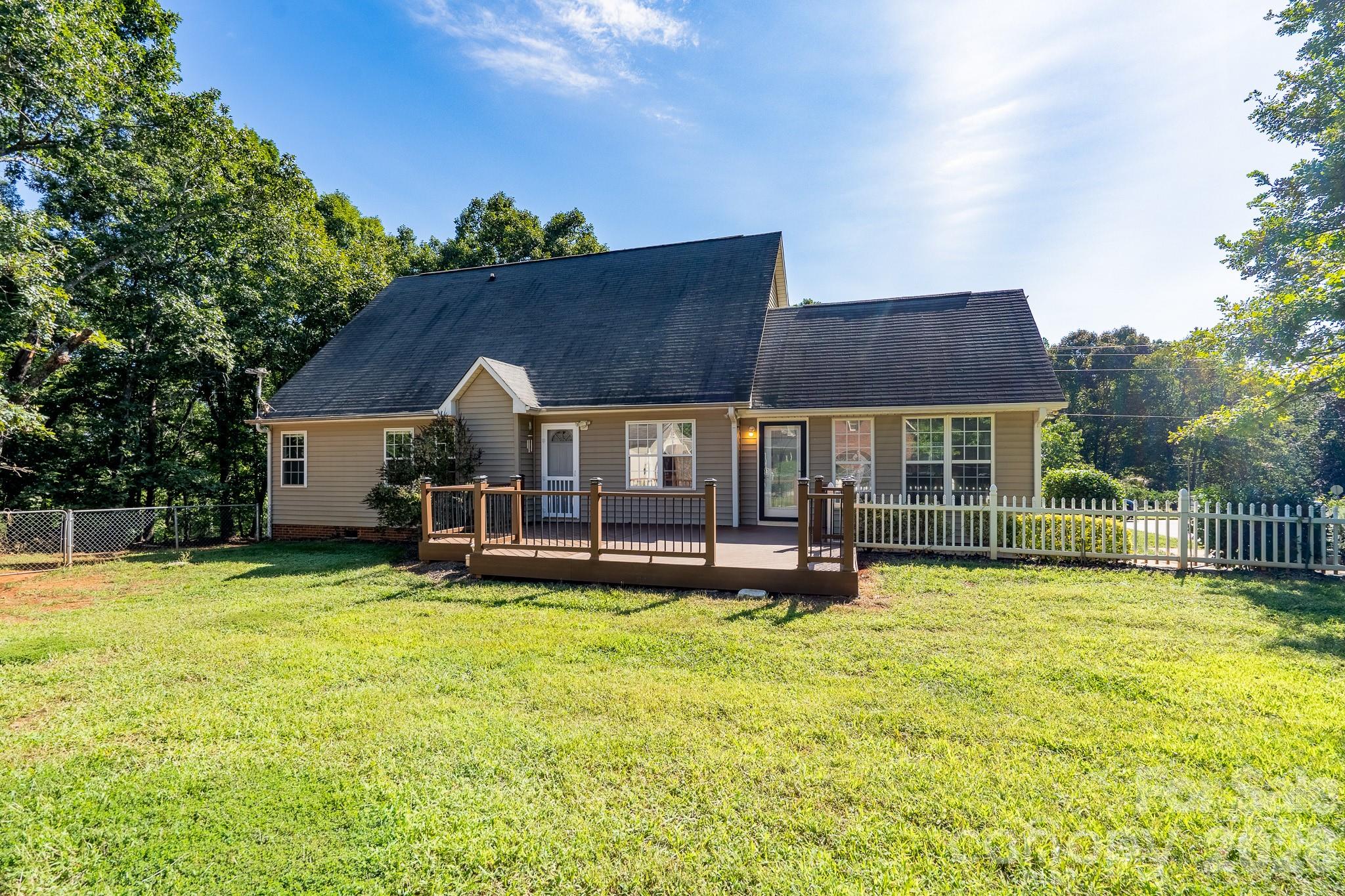 5356 Zion Church Road — Concord
