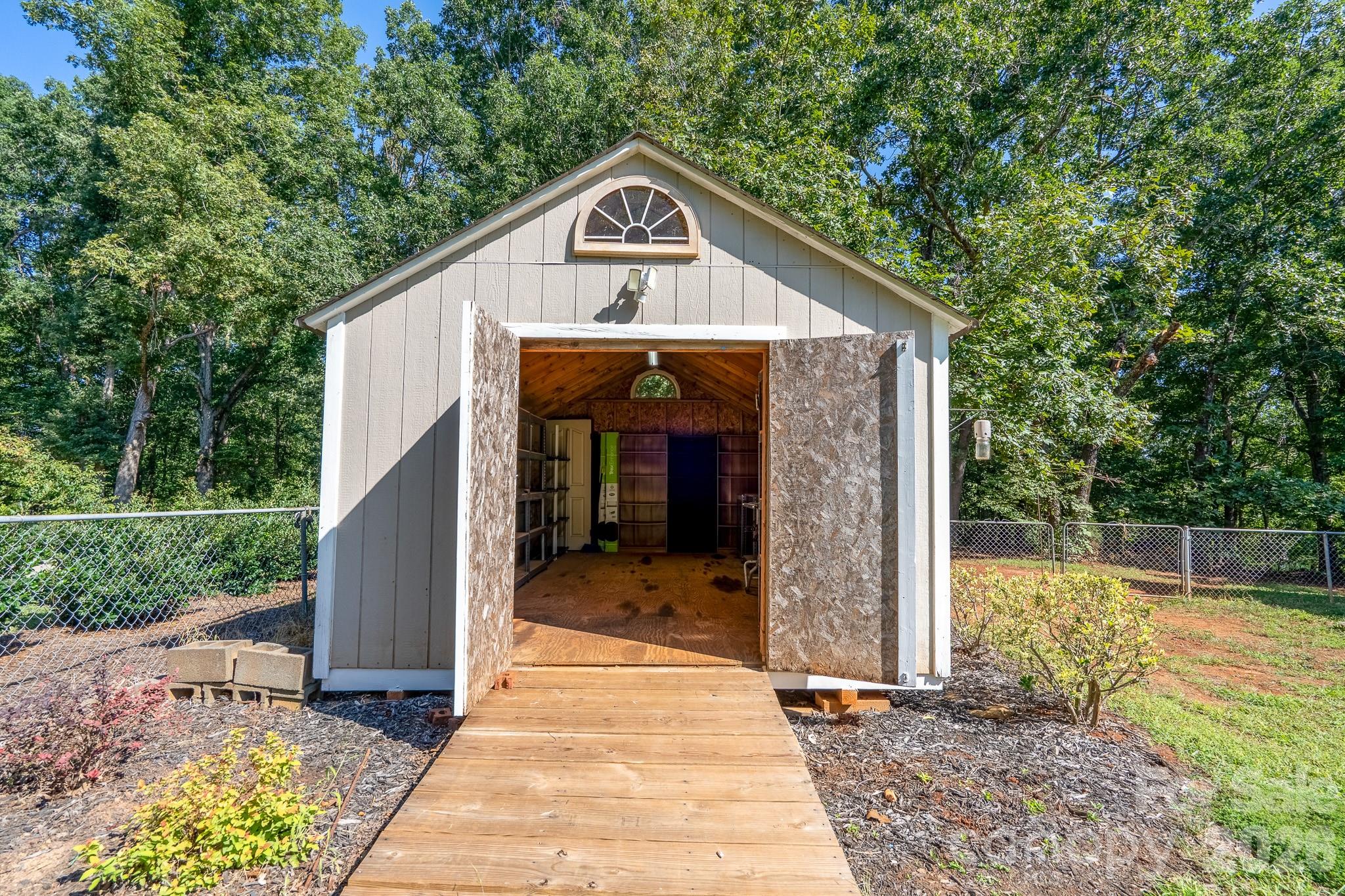 5356 Zion Church Road — Concord