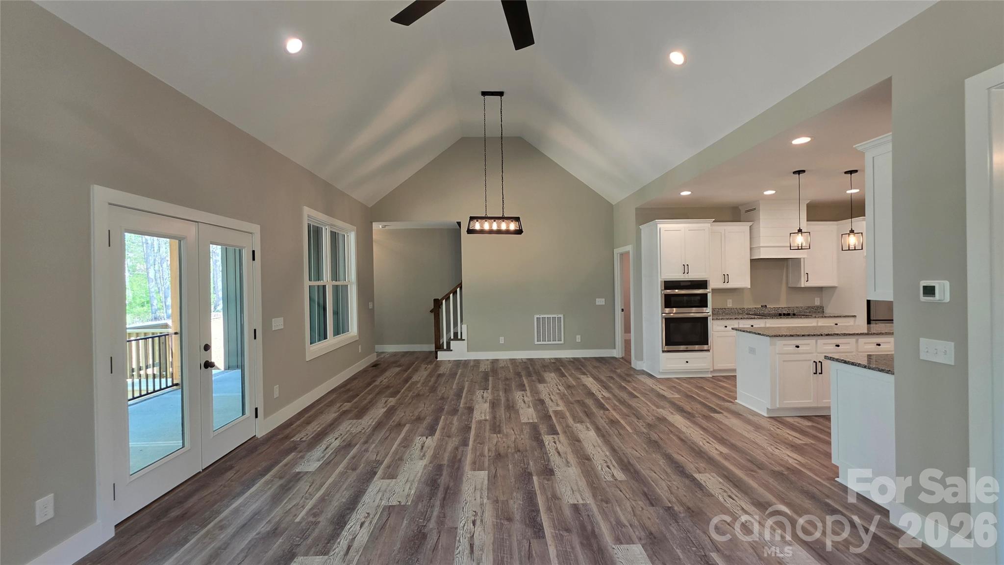 194 Donsdale Drive — Statesville