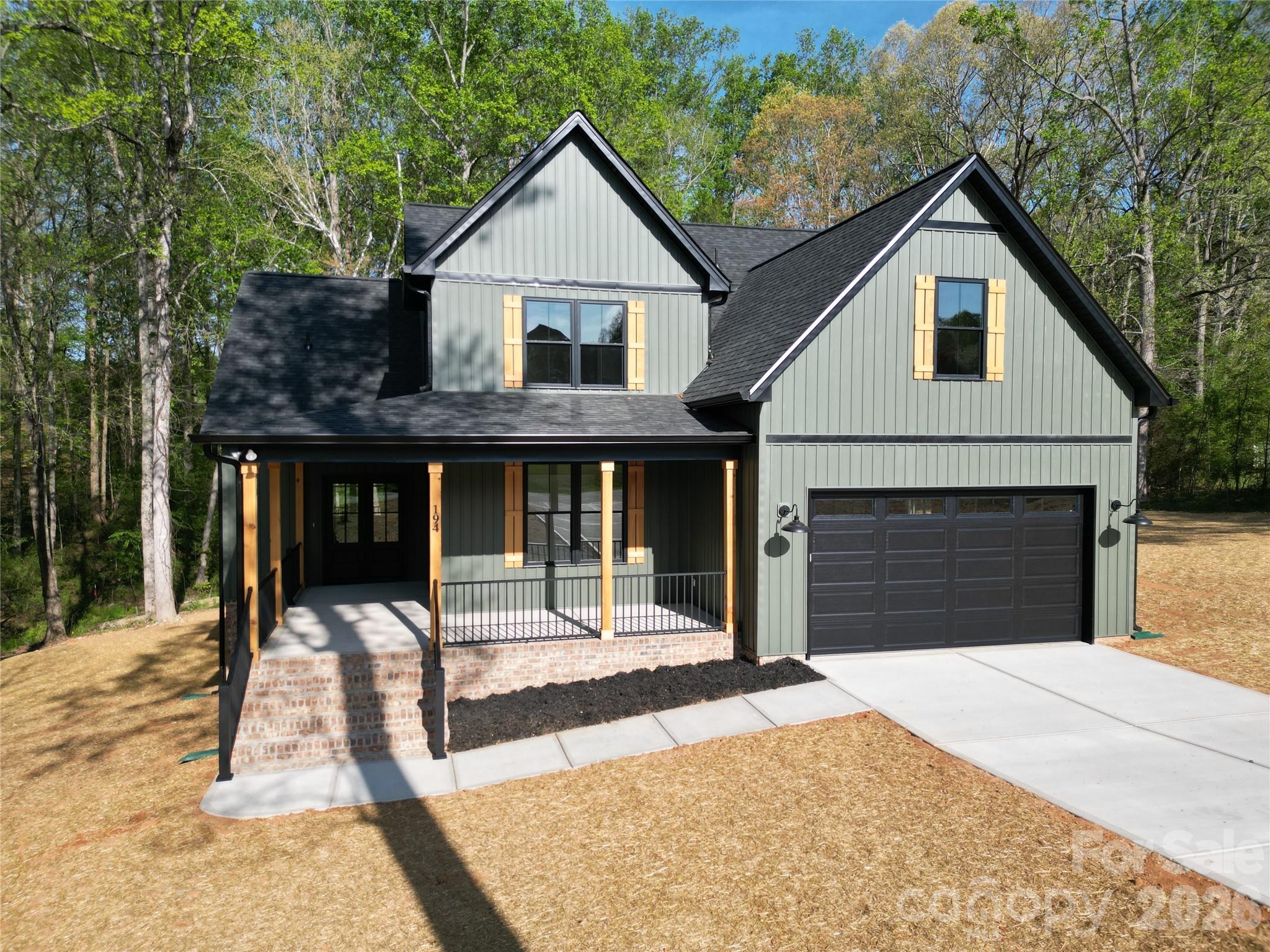194 Donsdale Drive — Statesville