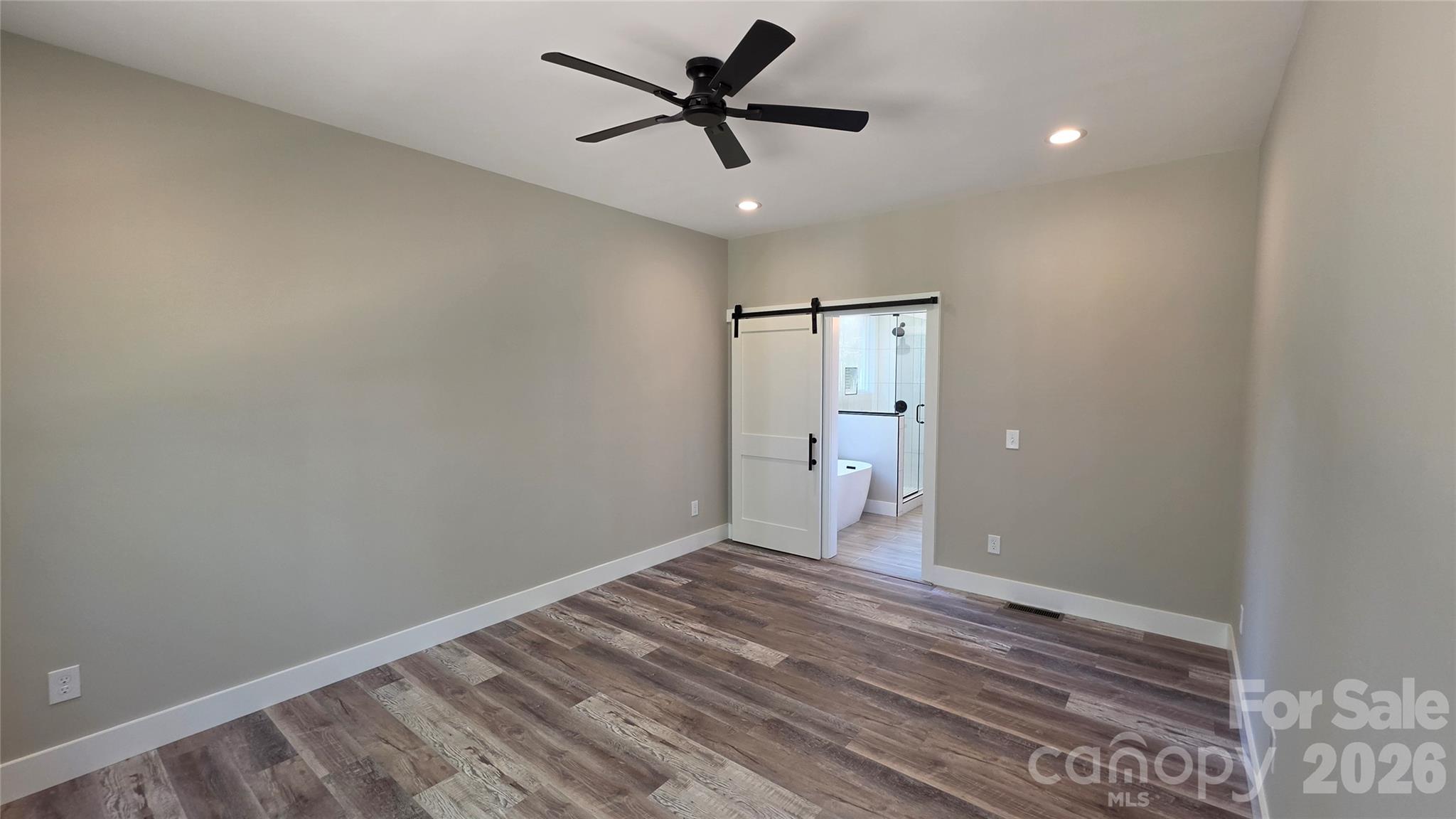 194 Donsdale Drive — Statesville