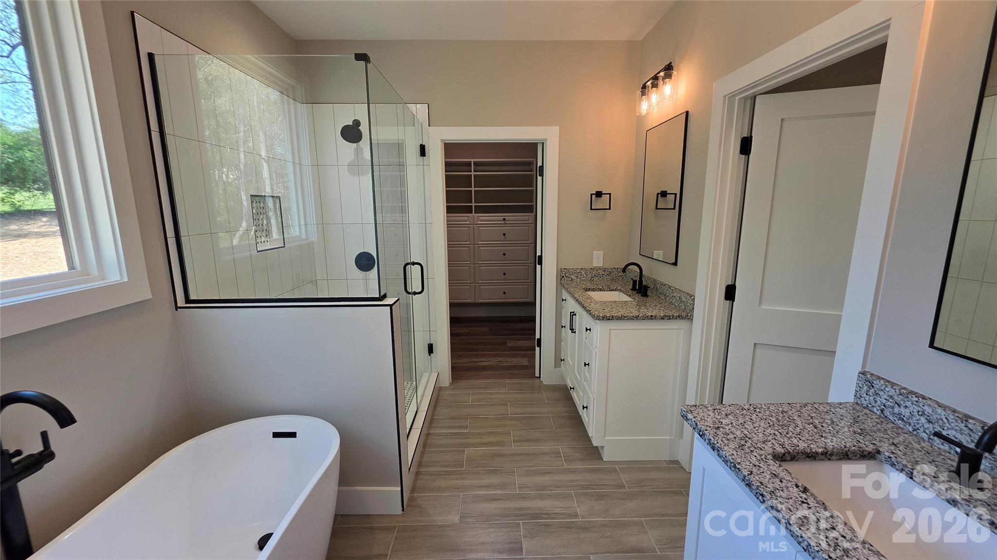 194 Donsdale Drive — Statesville