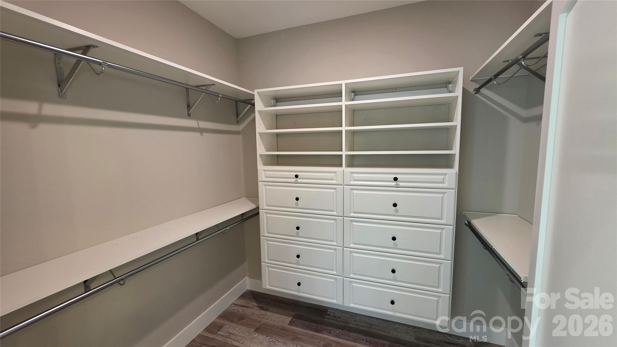 194 Donsdale Drive — Statesville
