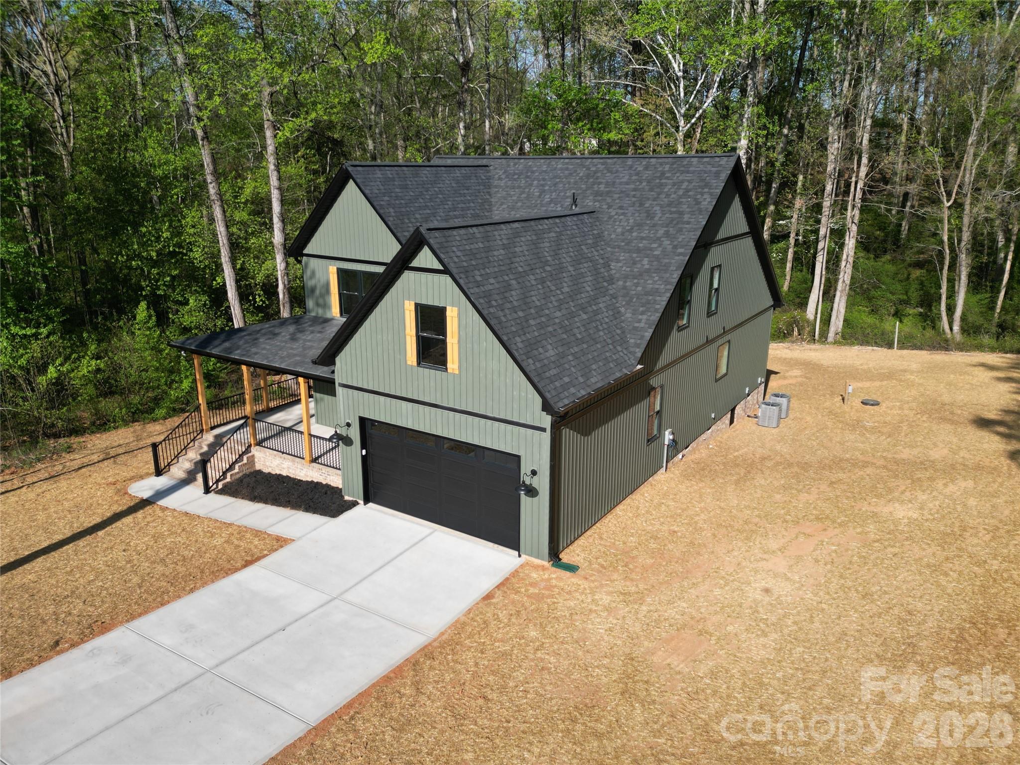 194 Donsdale Drive — Statesville