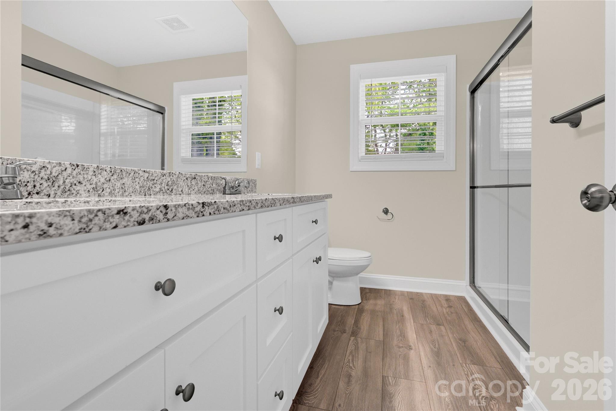 690 Wilshire Avenue SW — Concord