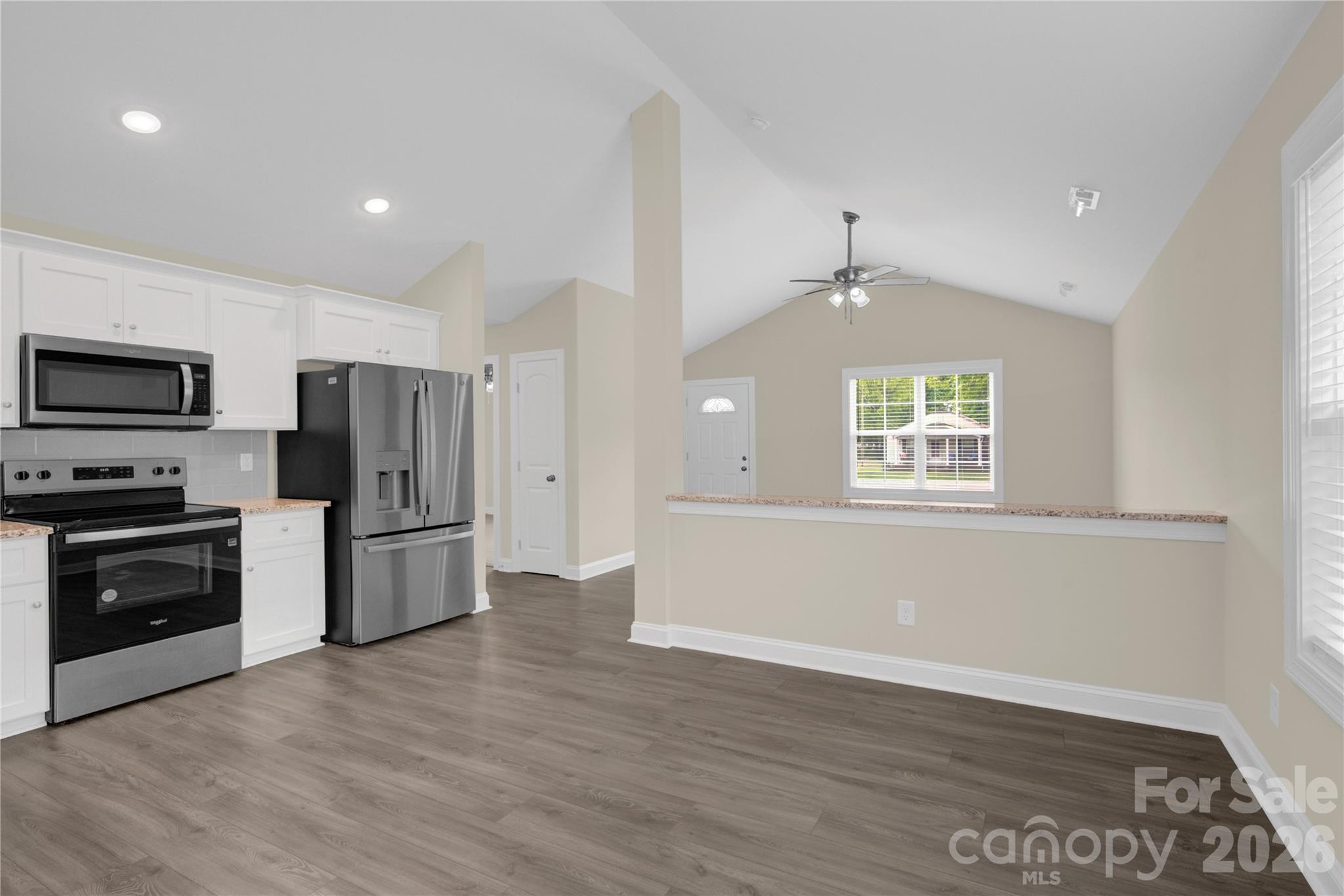690 Wilshire Avenue SW — Concord