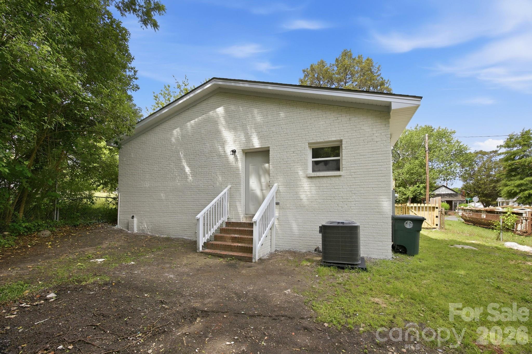 304 Ashford Street — Chester