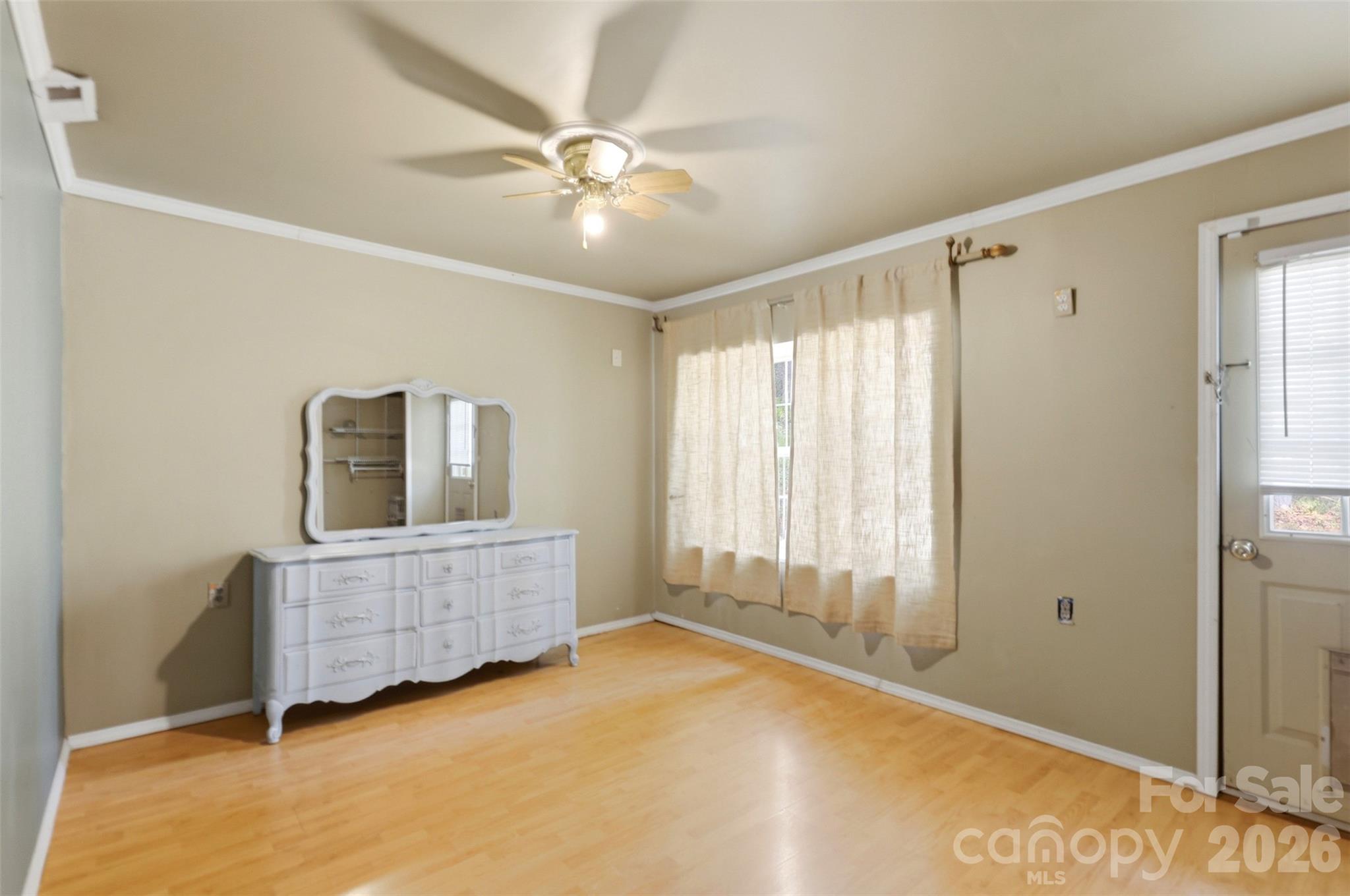 2670 N Olivers Road — Newton