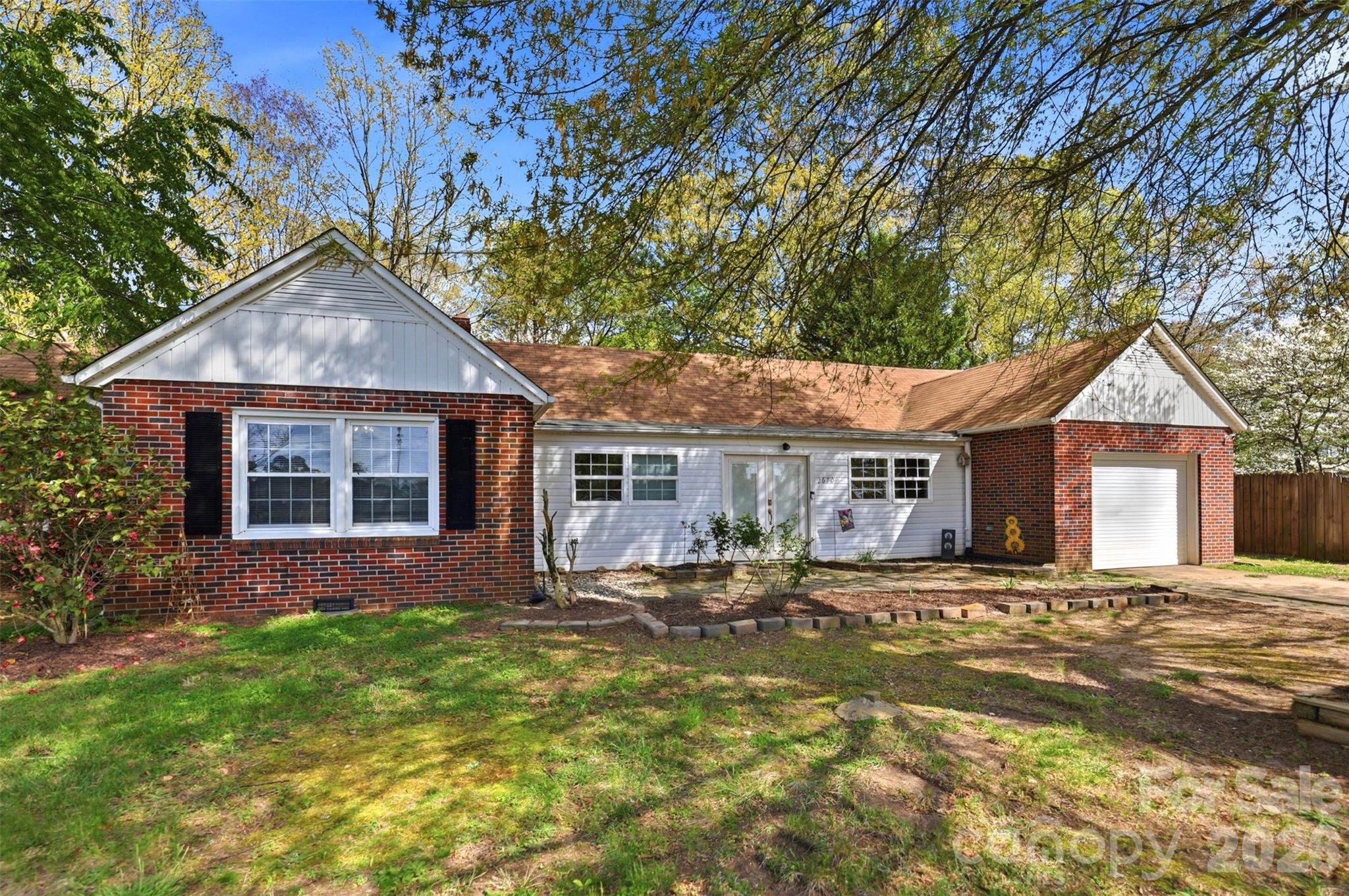 2670 N Olivers Road — Newton
