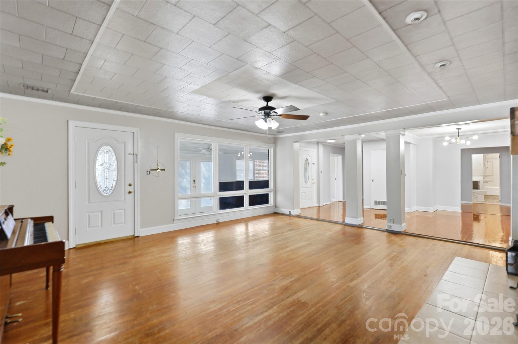 2670 N Olivers Road — Newton