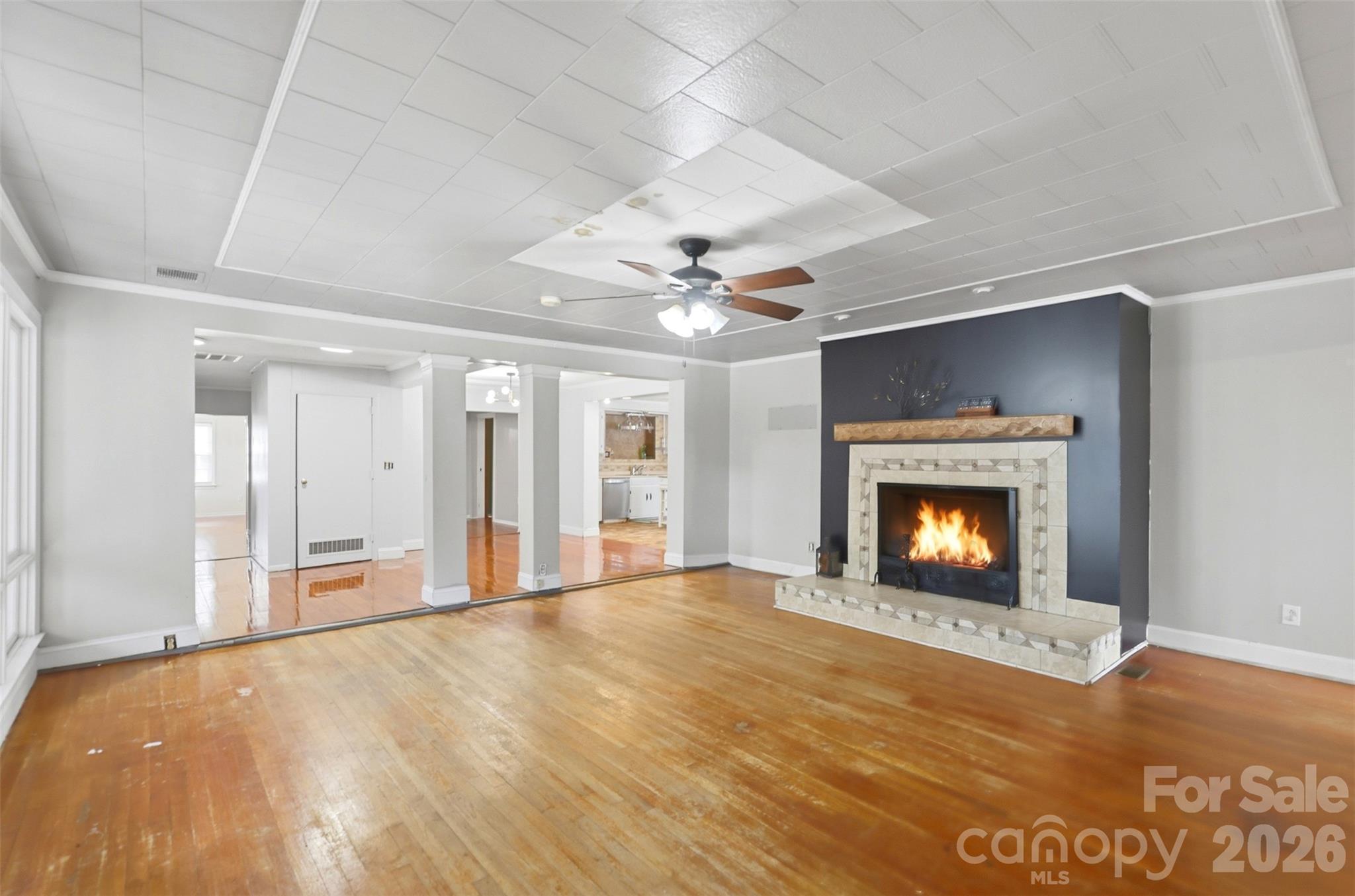 2670 N Olivers Road — Newton