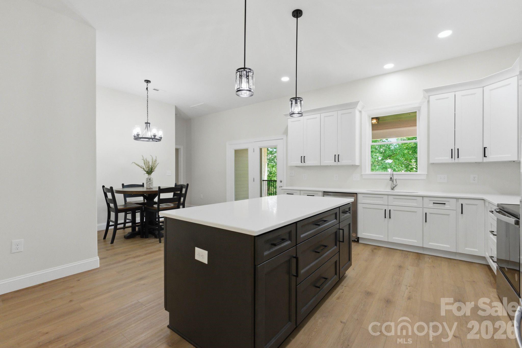 2442 Falcon Lane — Statesville