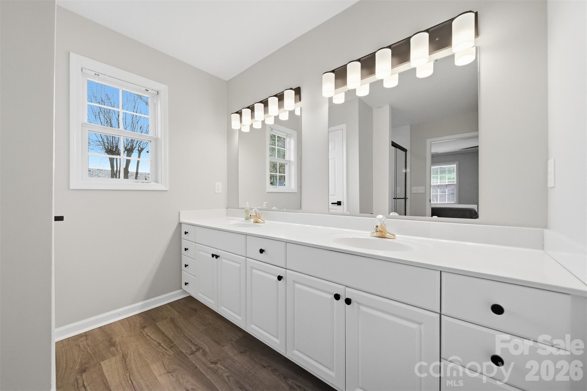2478 23rd Street NE — Hickory