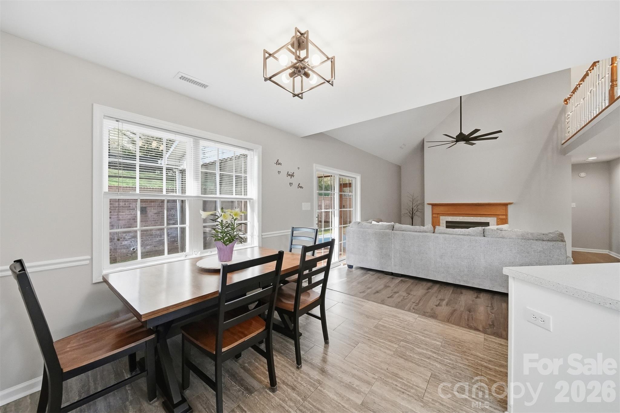 2478 23rd Street NE — Hickory