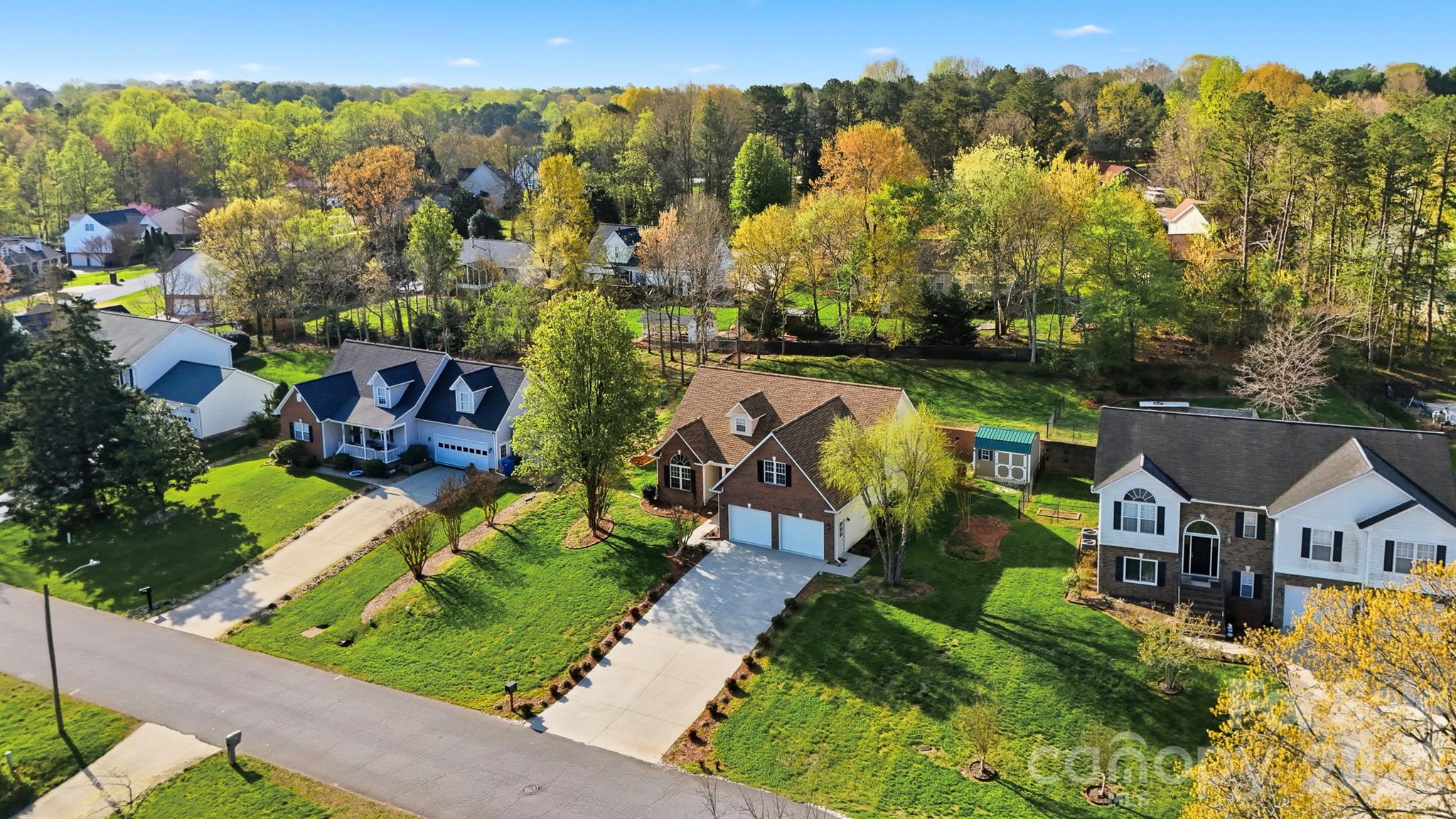 2478 23rd Street NE — Hickory