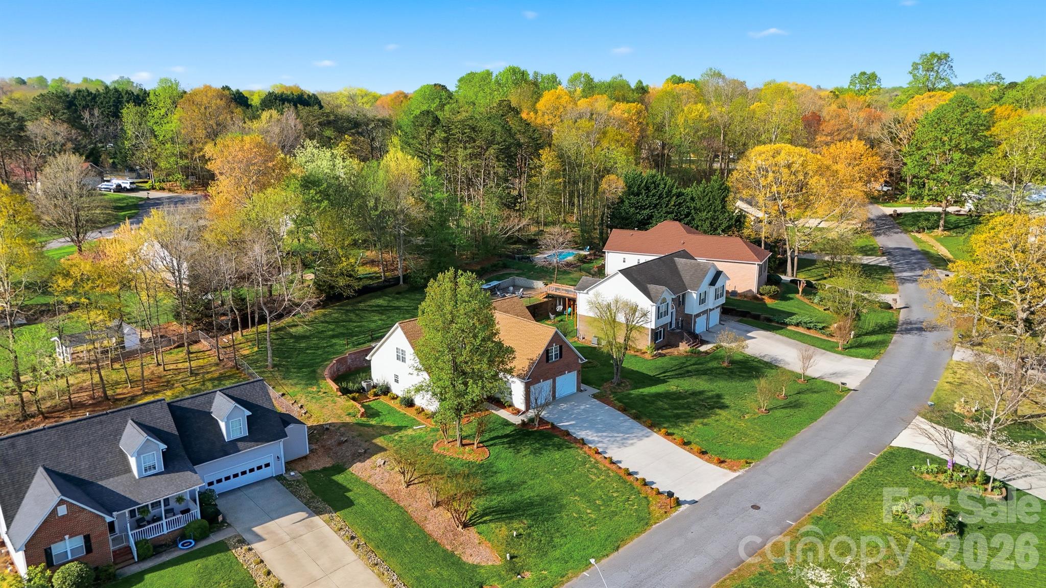 2478 23rd Street NE — Hickory