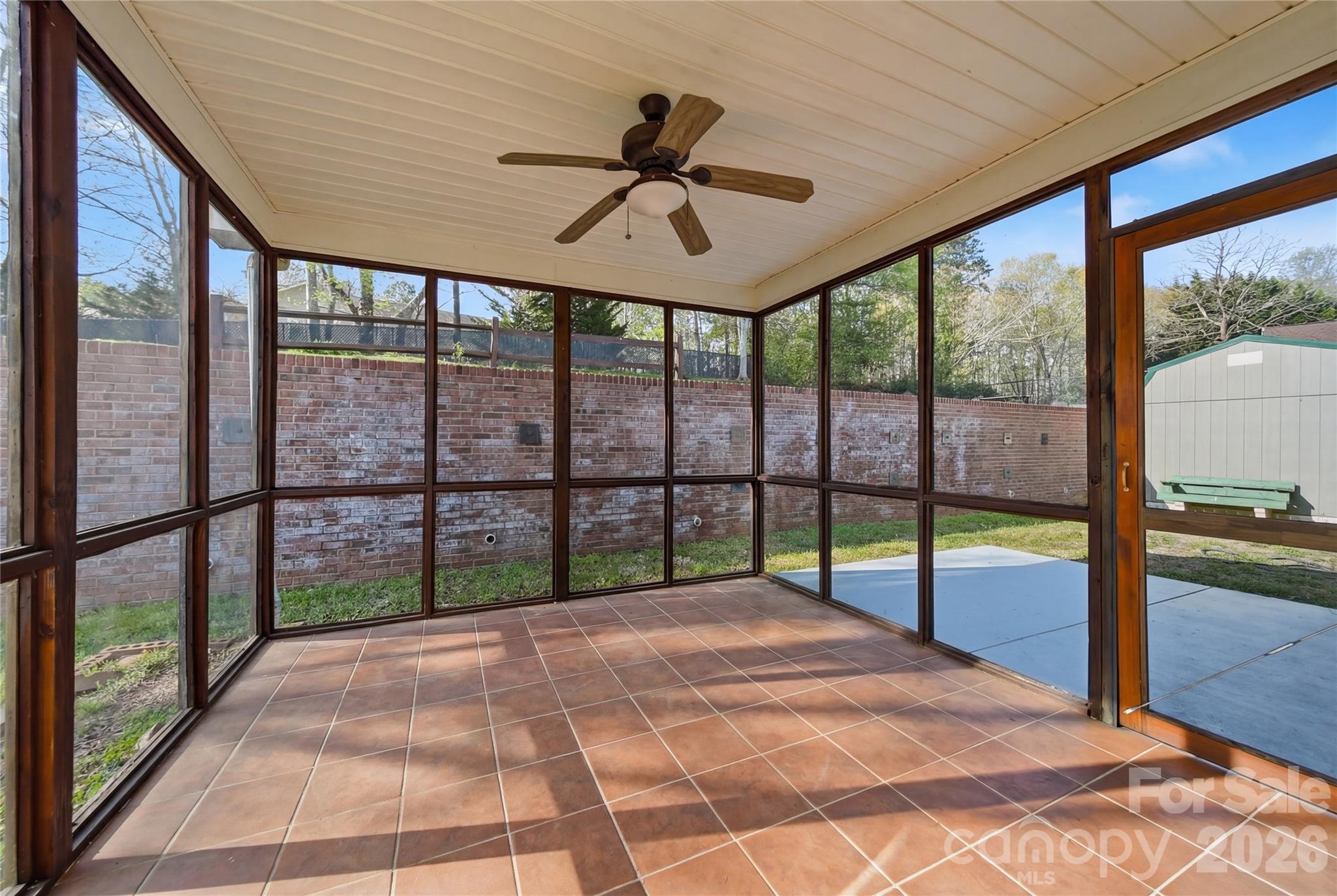 2478 23rd Street NE — Hickory