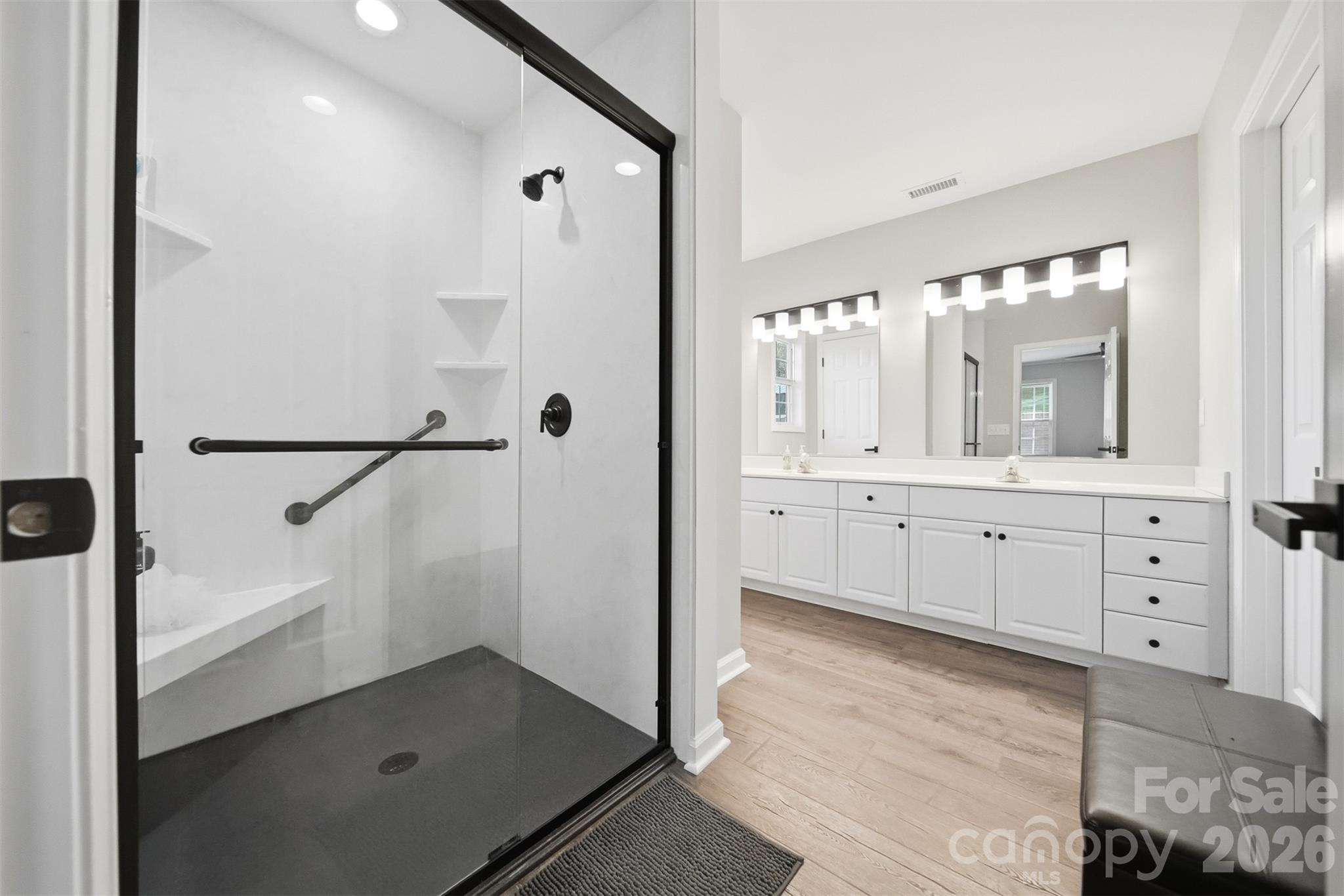 2478 23rd Street NE — Hickory