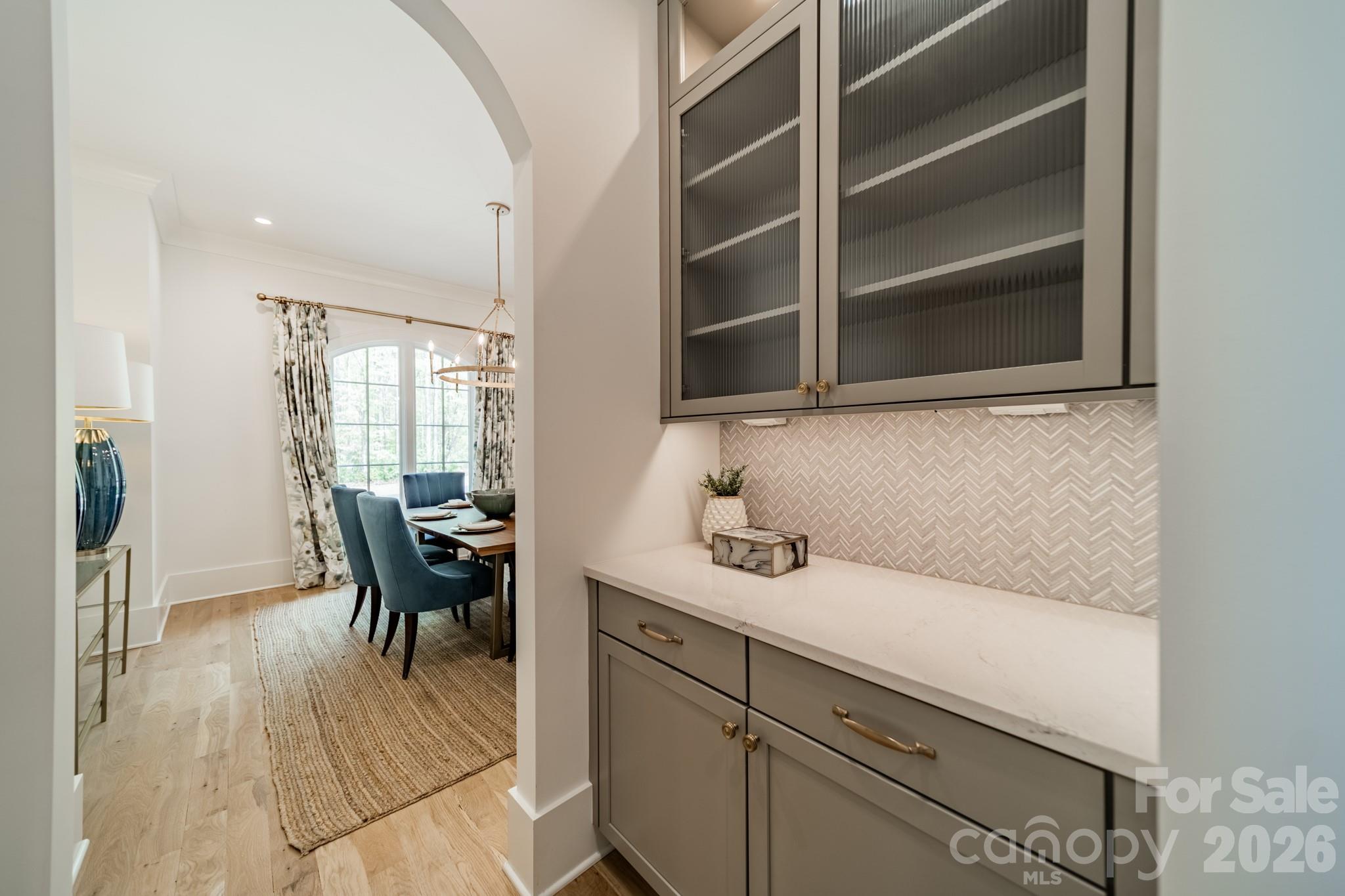 6006 Old Providence Lane — Charlotte