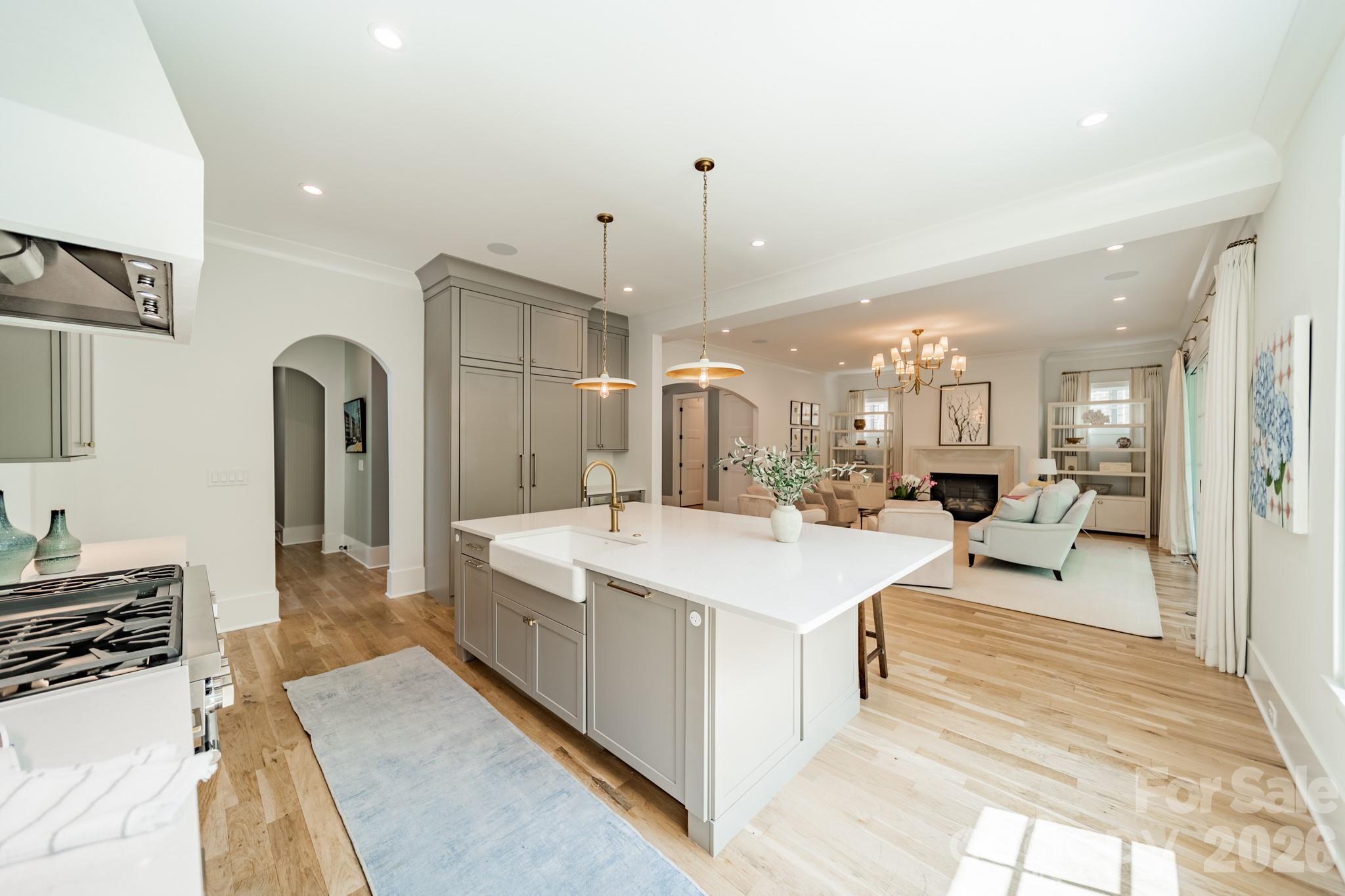6006 Old Providence Lane — Charlotte