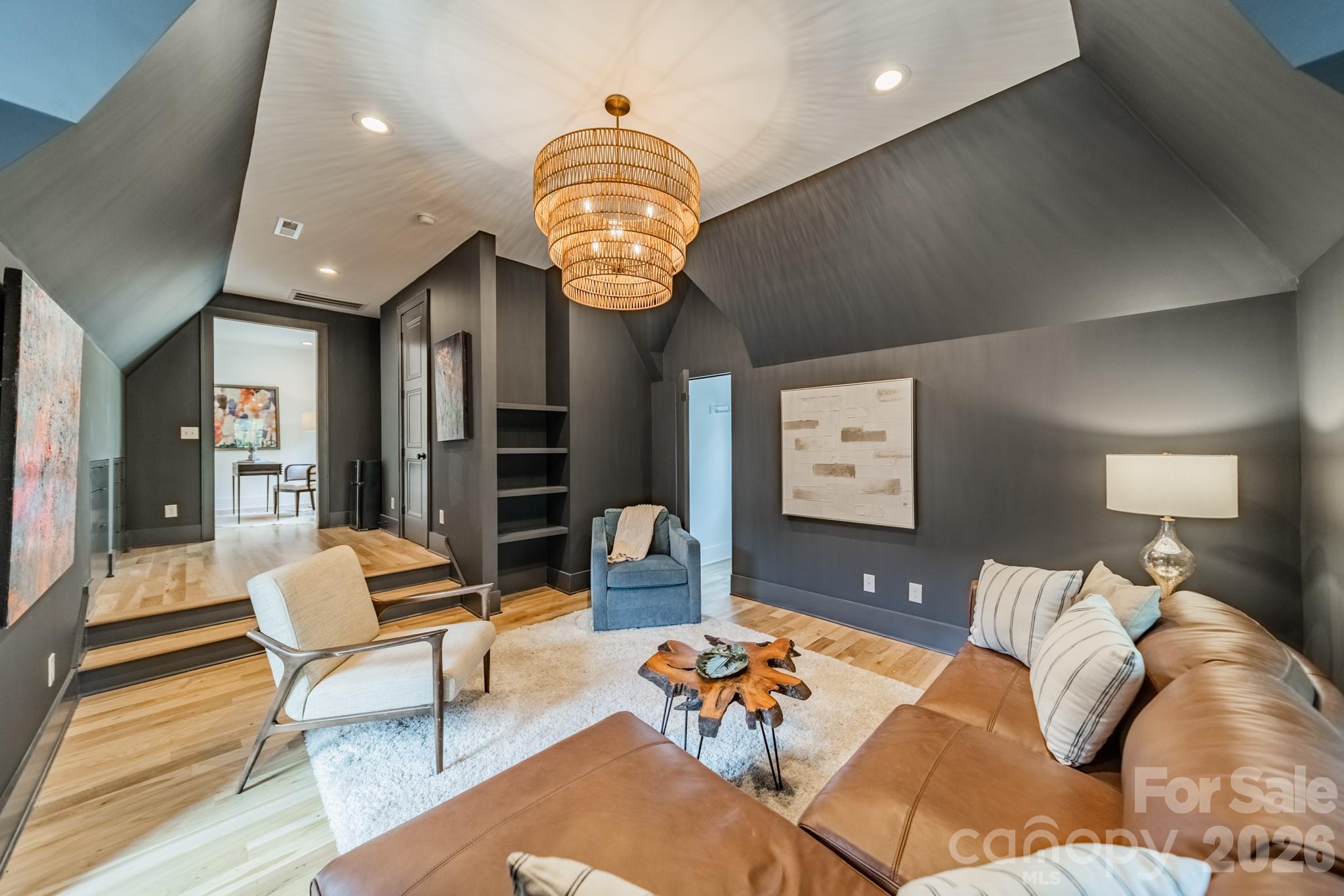 6006 Old Providence Lane — Charlotte