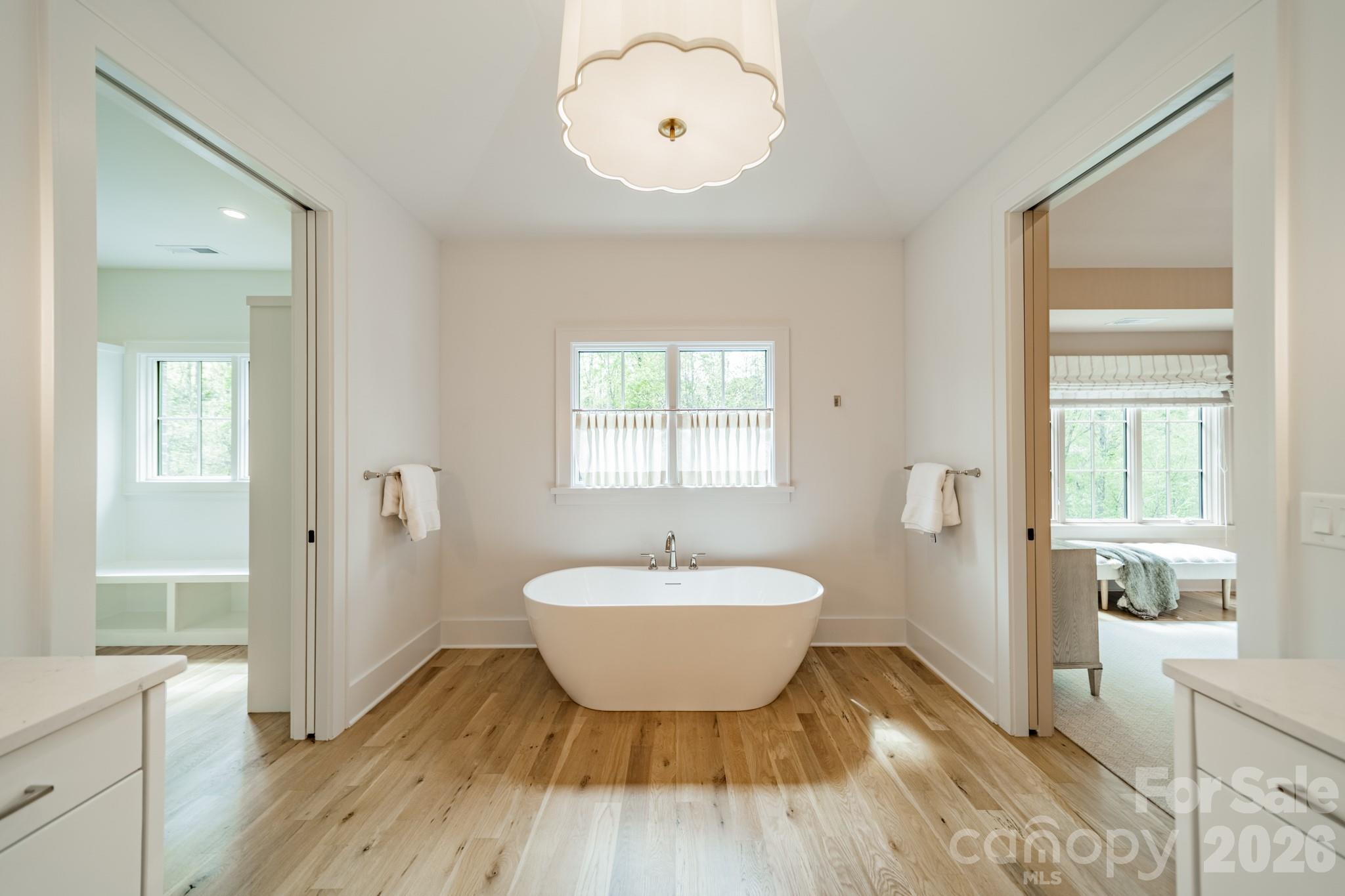 6006 Old Providence Lane — Charlotte