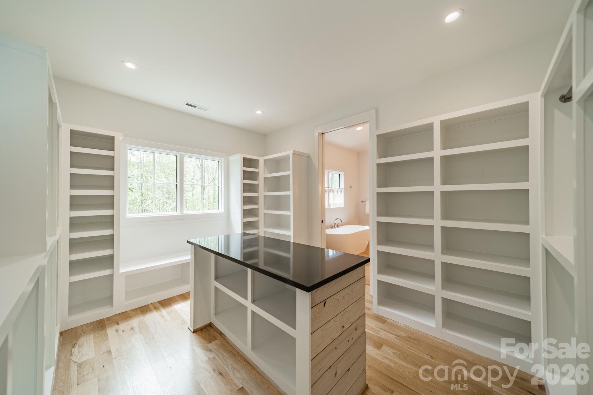 6006 Old Providence Lane — Charlotte