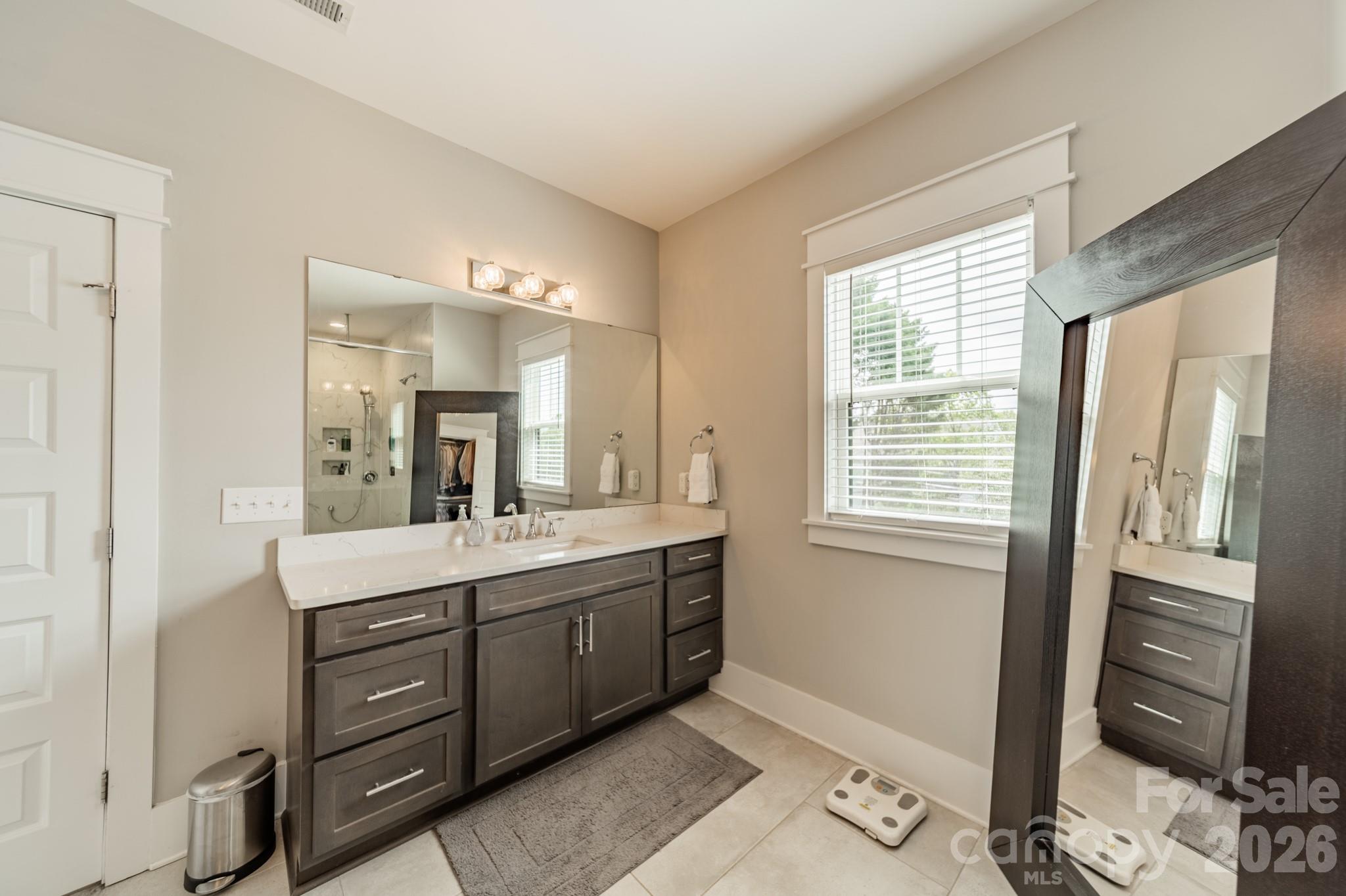 344 Melbourne Court — Charlotte