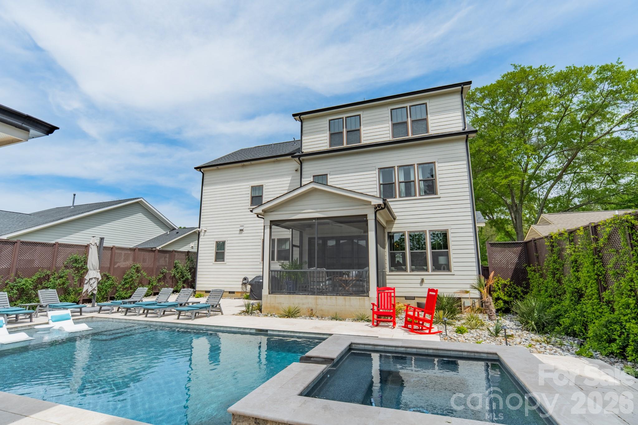 344 Melbourne Court — Charlotte