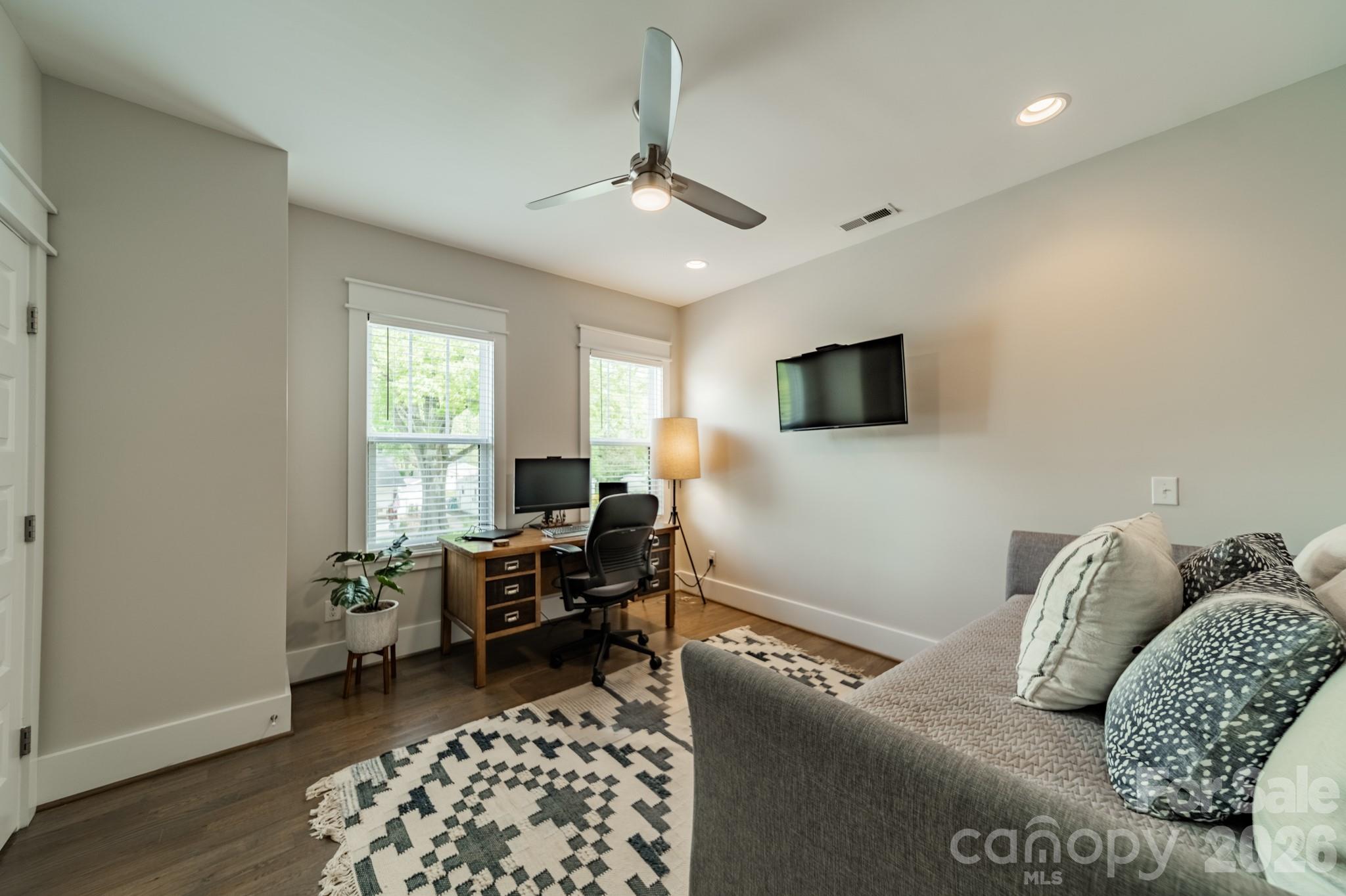 344 Melbourne Court — Charlotte