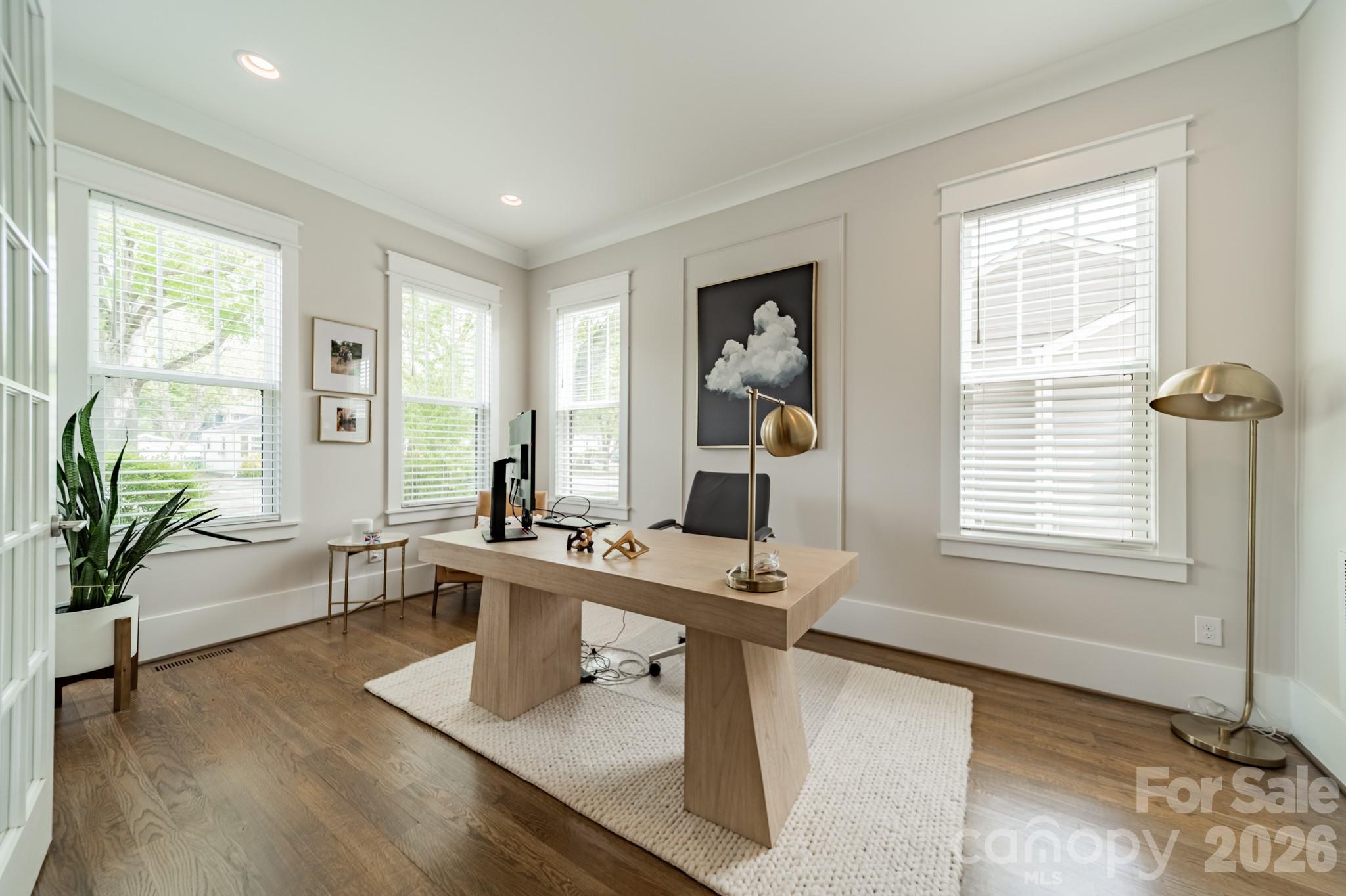 344 Melbourne Court — Charlotte