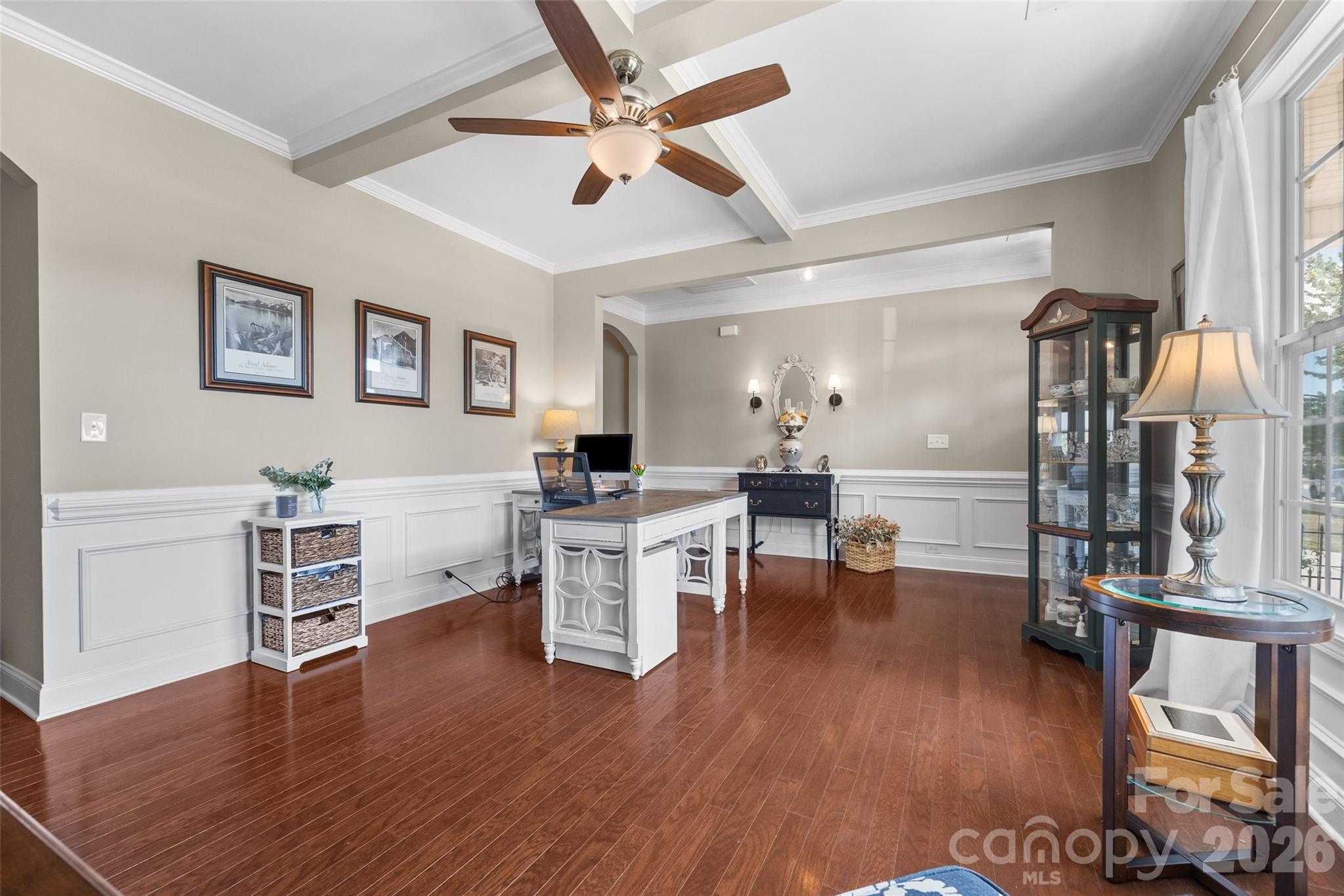 1141 Black Walnut Road — Clover