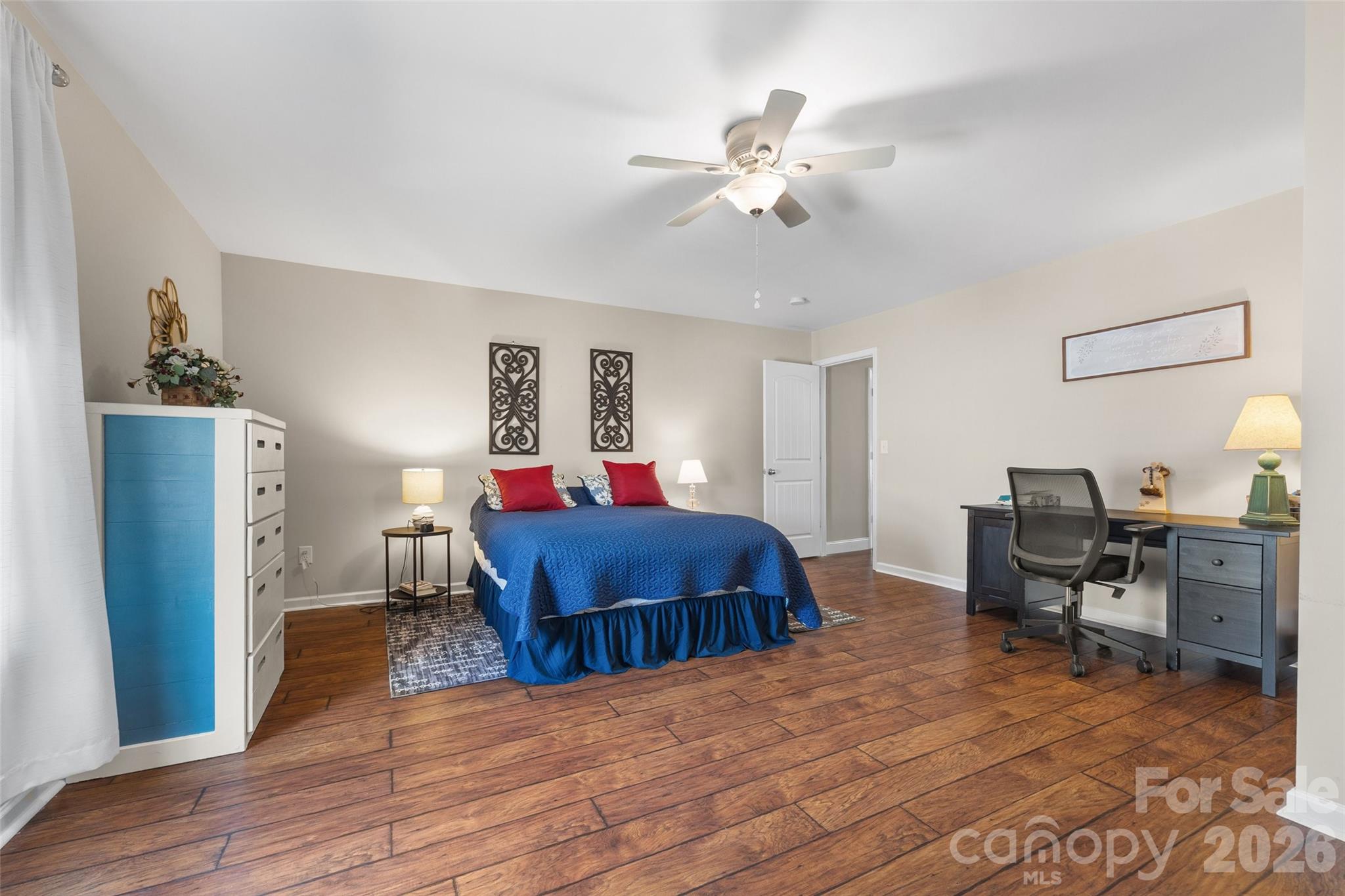 1141 Black Walnut Road — Clover