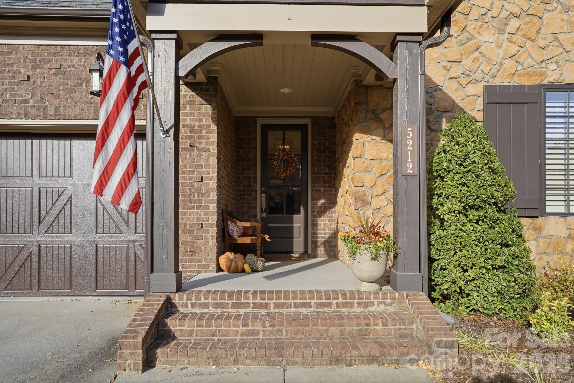 5212 Shepley Court — Charlotte