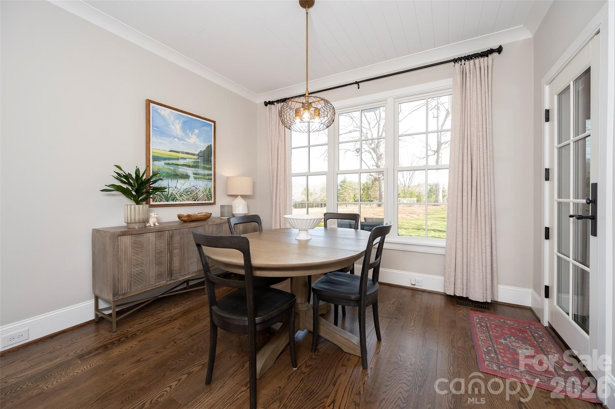 385 Lissara Lodge Drive — Lewisville