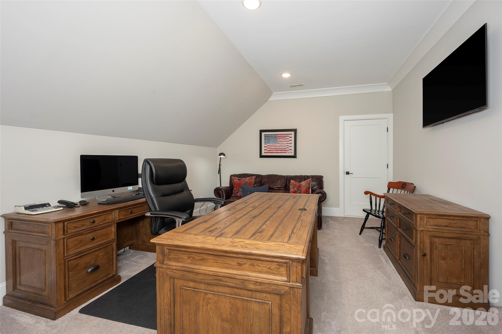 385 Lissara Lodge Drive — Lewisville