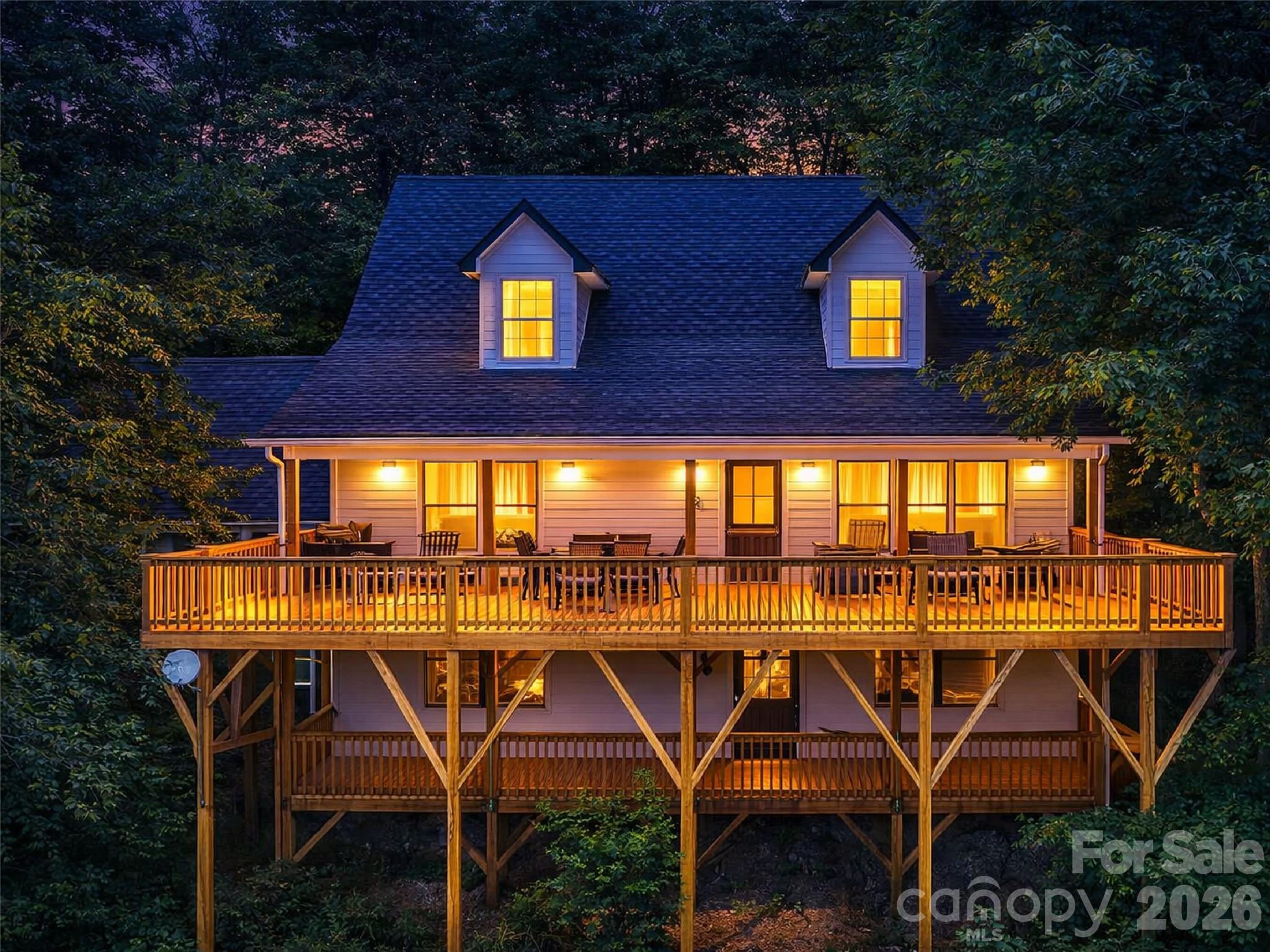 505 Middle Top Loop — Maggie Valley