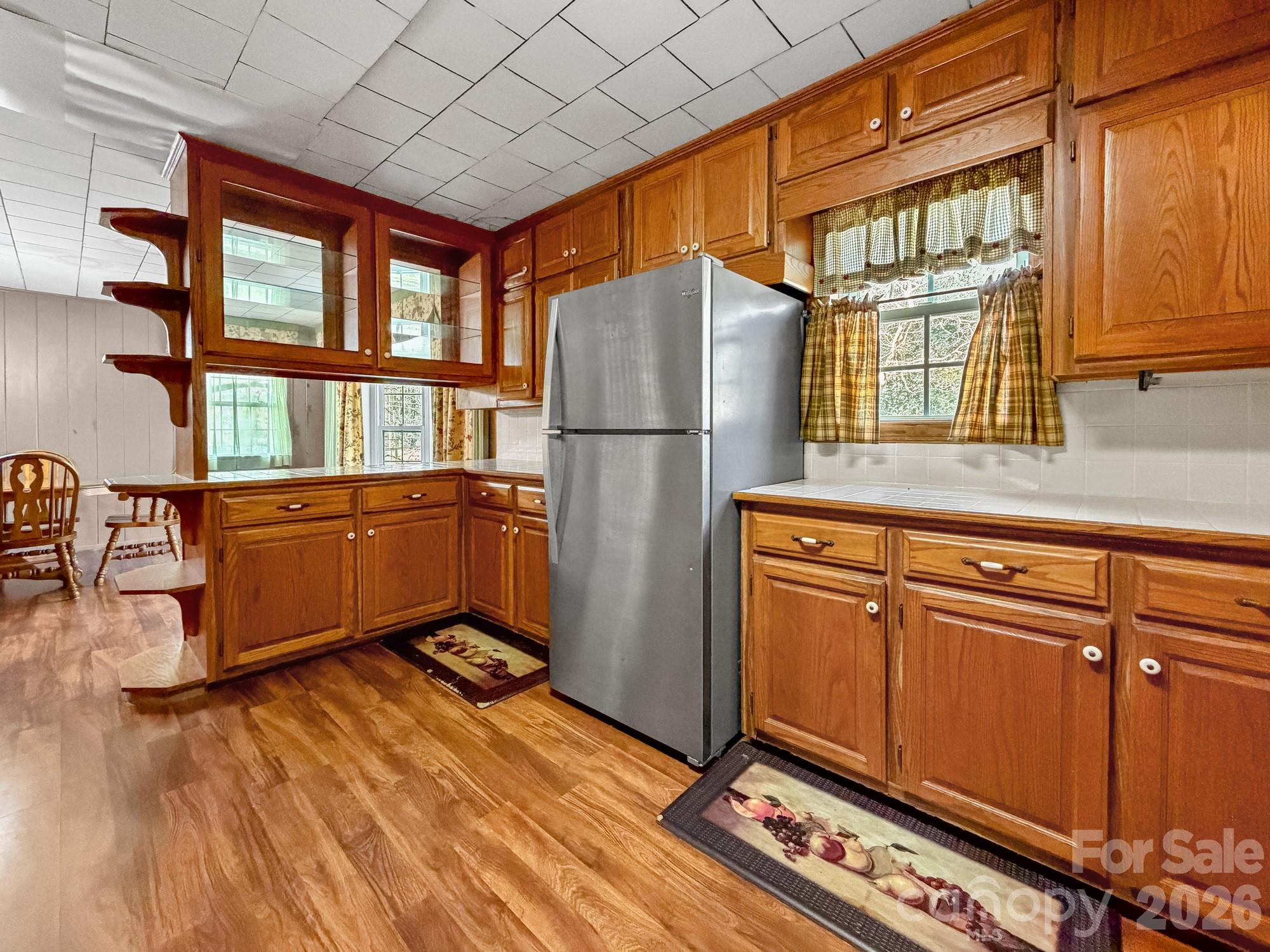 1401 E Union Street — Morganton