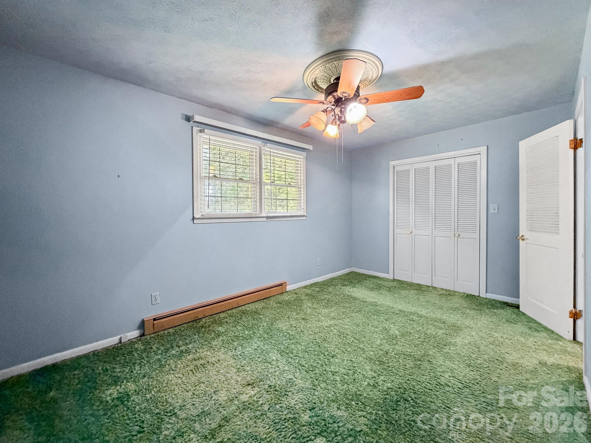 1401 E Union Street — Morganton