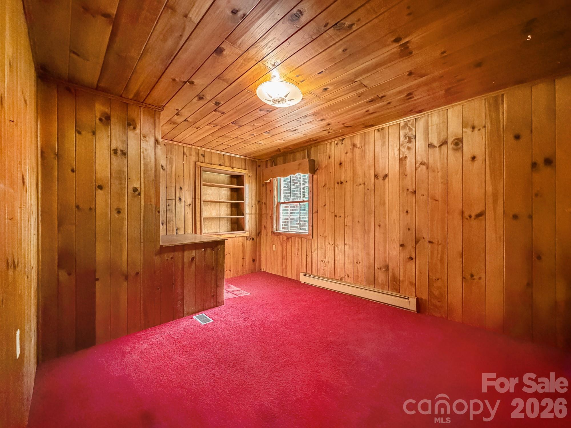 1401 E Union Street — Morganton