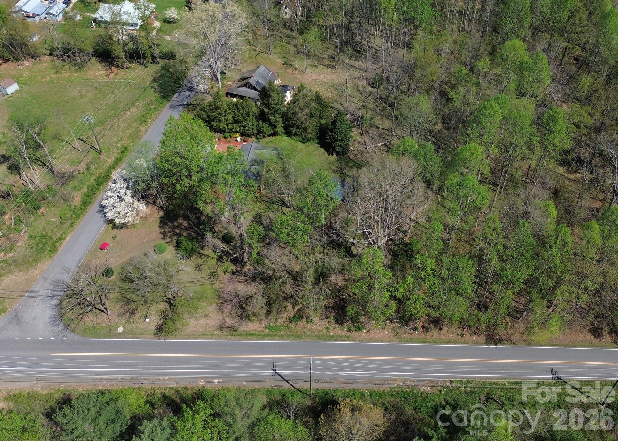 1401 E Union Street — Morganton