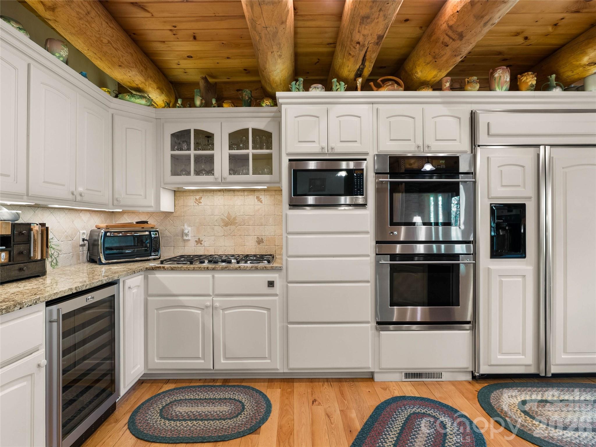 4004 Lake Adger Parkway — Mill Spring