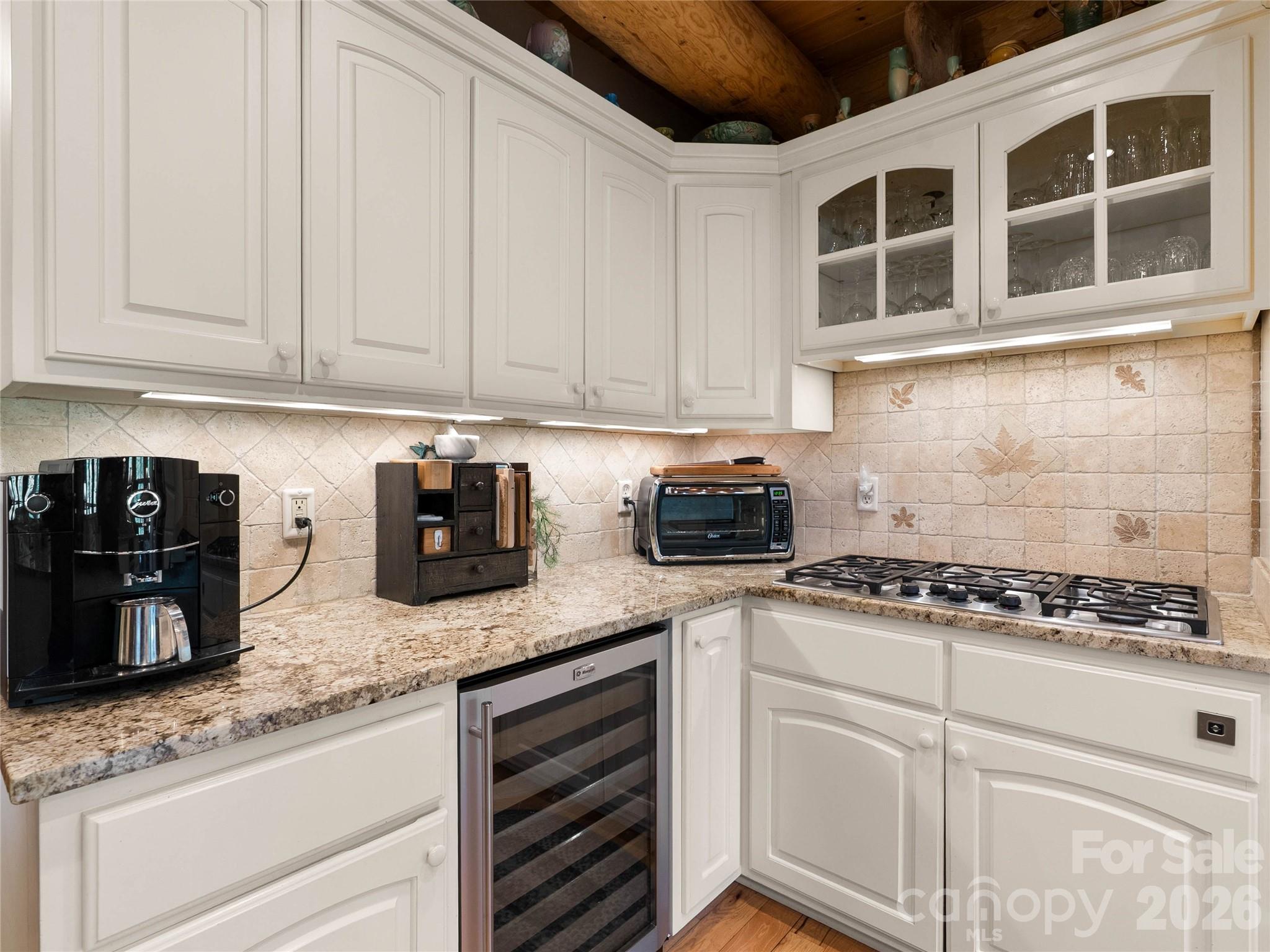4004 Lake Adger Parkway — Mill Spring