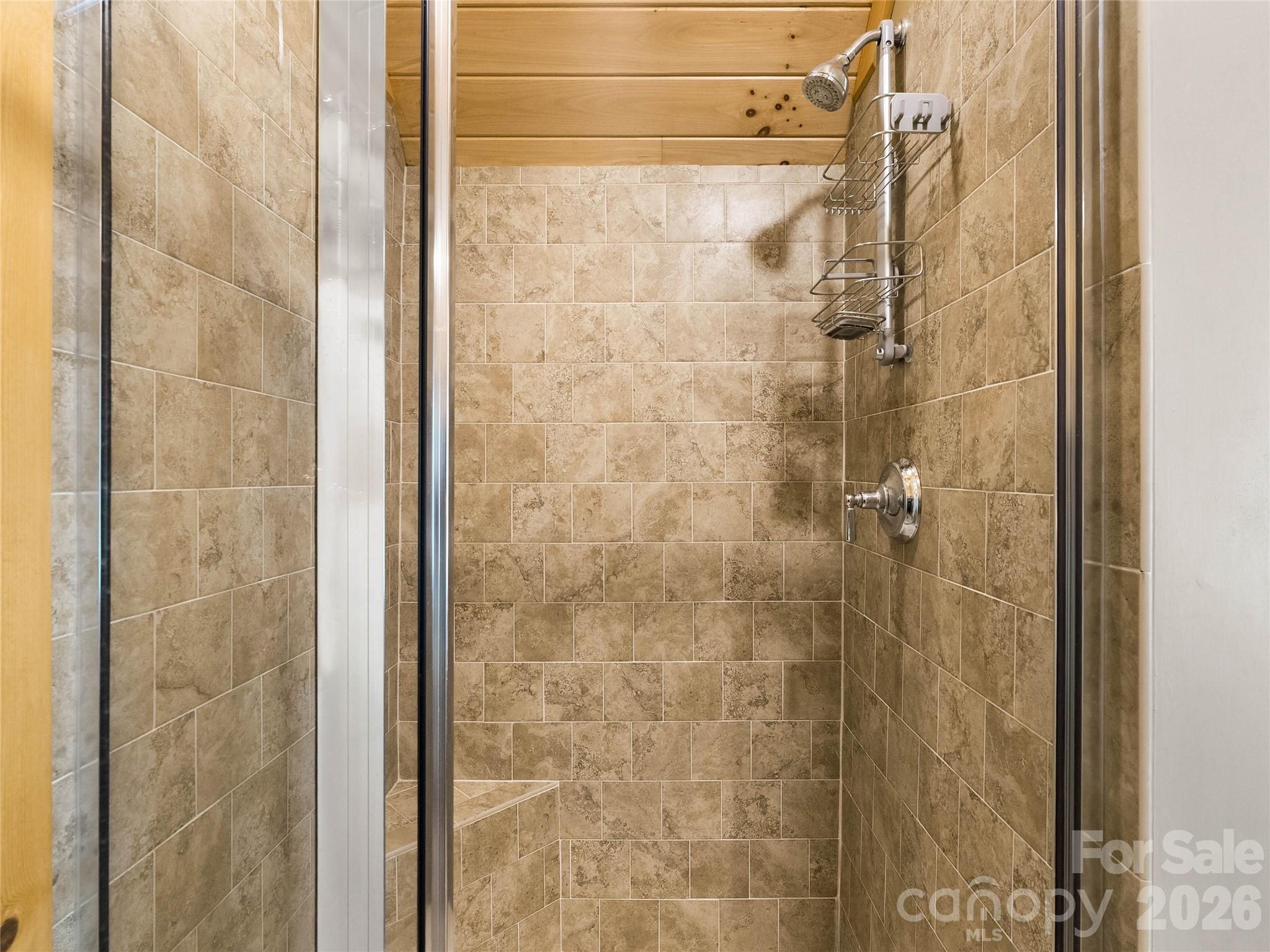 4004 Lake Adger Parkway — Mill Spring
